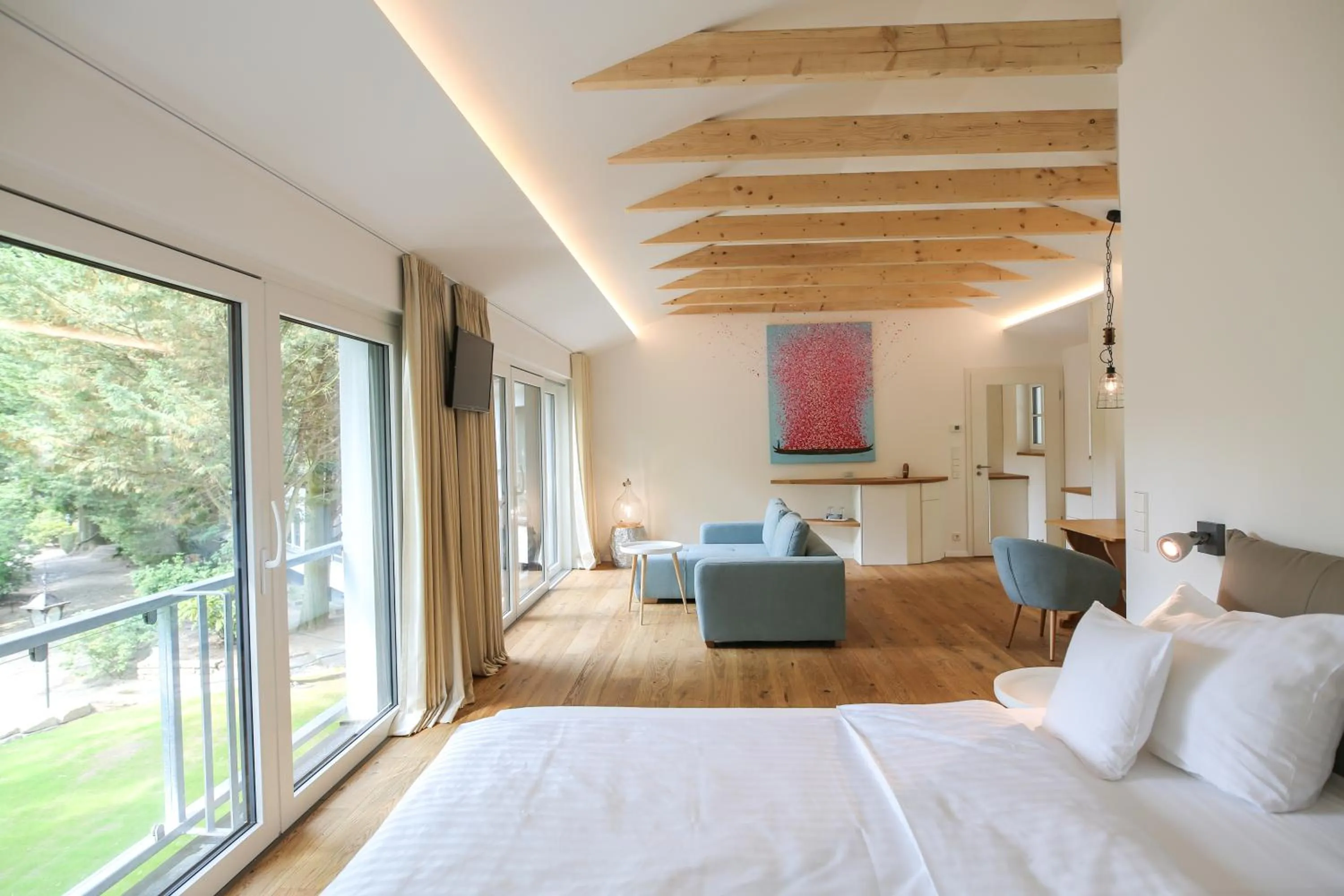 Photo of the whole room, Bed in Landhaus am See