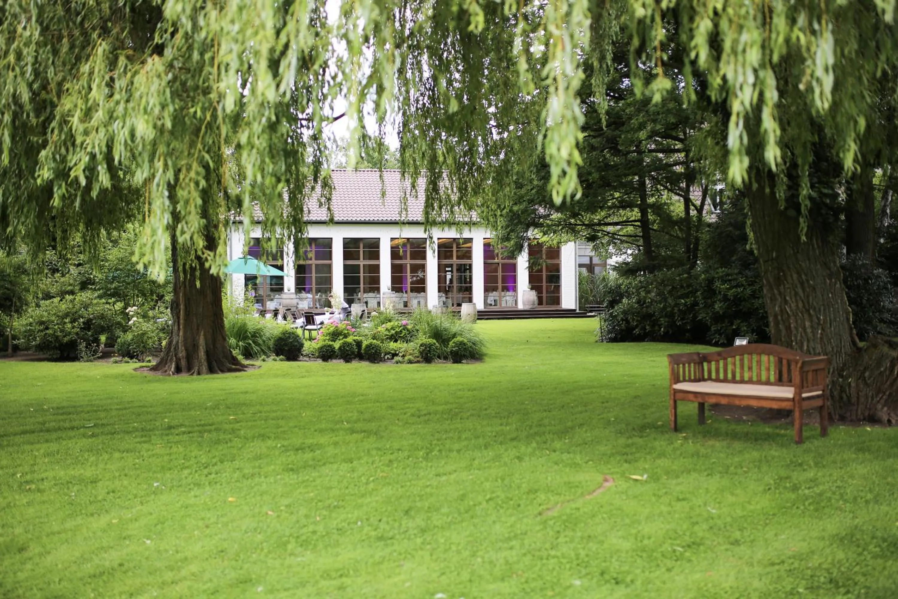 Garden view in Landhaus am See