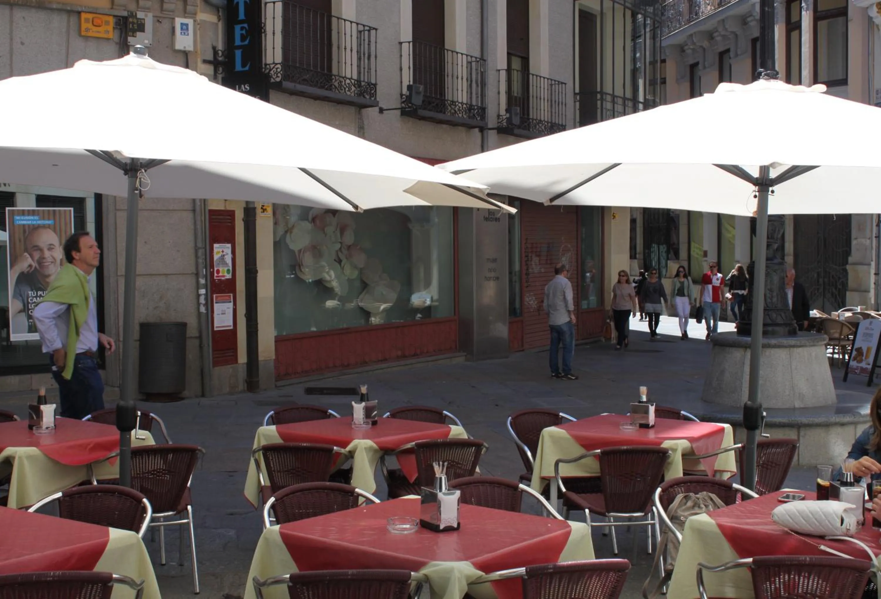 Restaurant/places to eat in Hotel Rey Niño