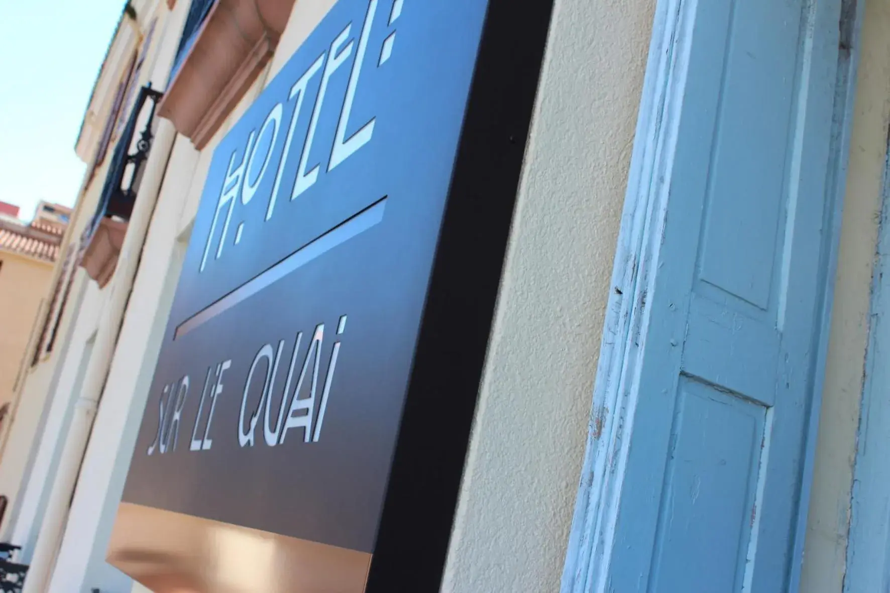 Hotel Sur Le Quai Hotel Sur Le Quai