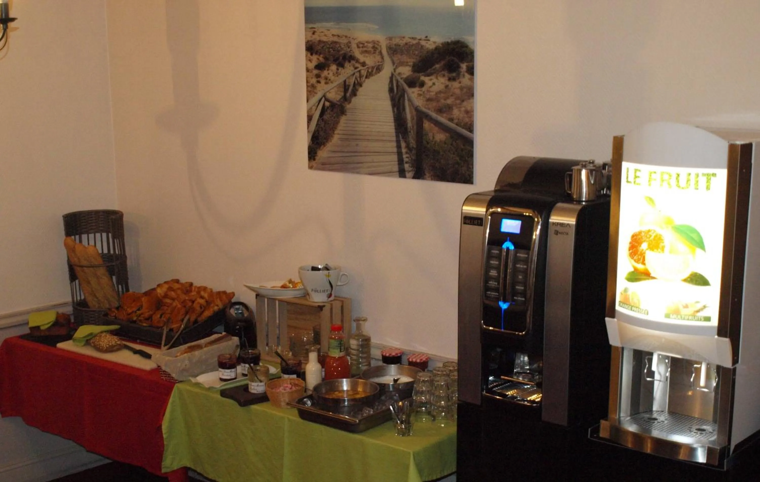 Auberge Du Cheval Blanc - Logis Hotel