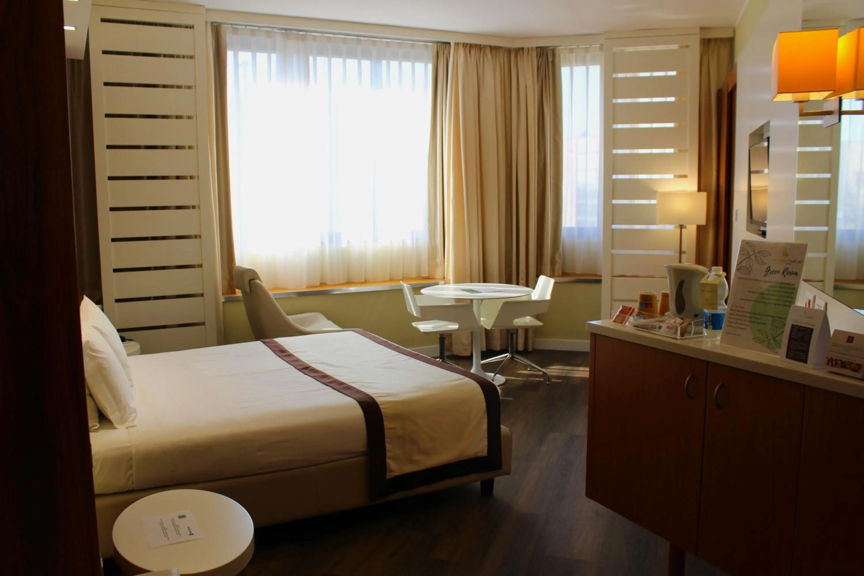 Bedroom, Bed in Best Western Mirage Hotel Fiera