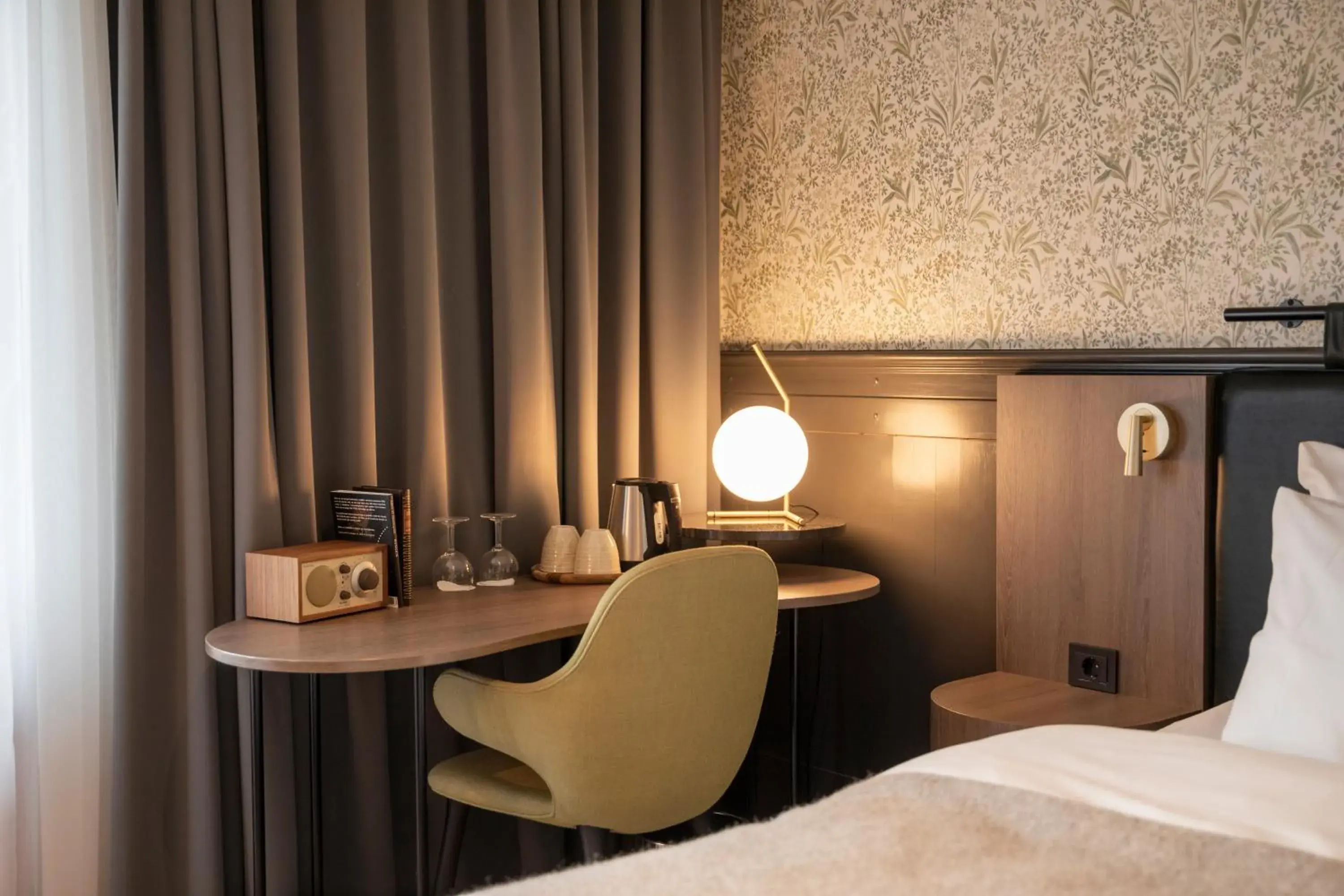 Photo of the whole room, Bed in Home Hotel Hammer Photo of the whole room, Bed in Home Hotel Hammer