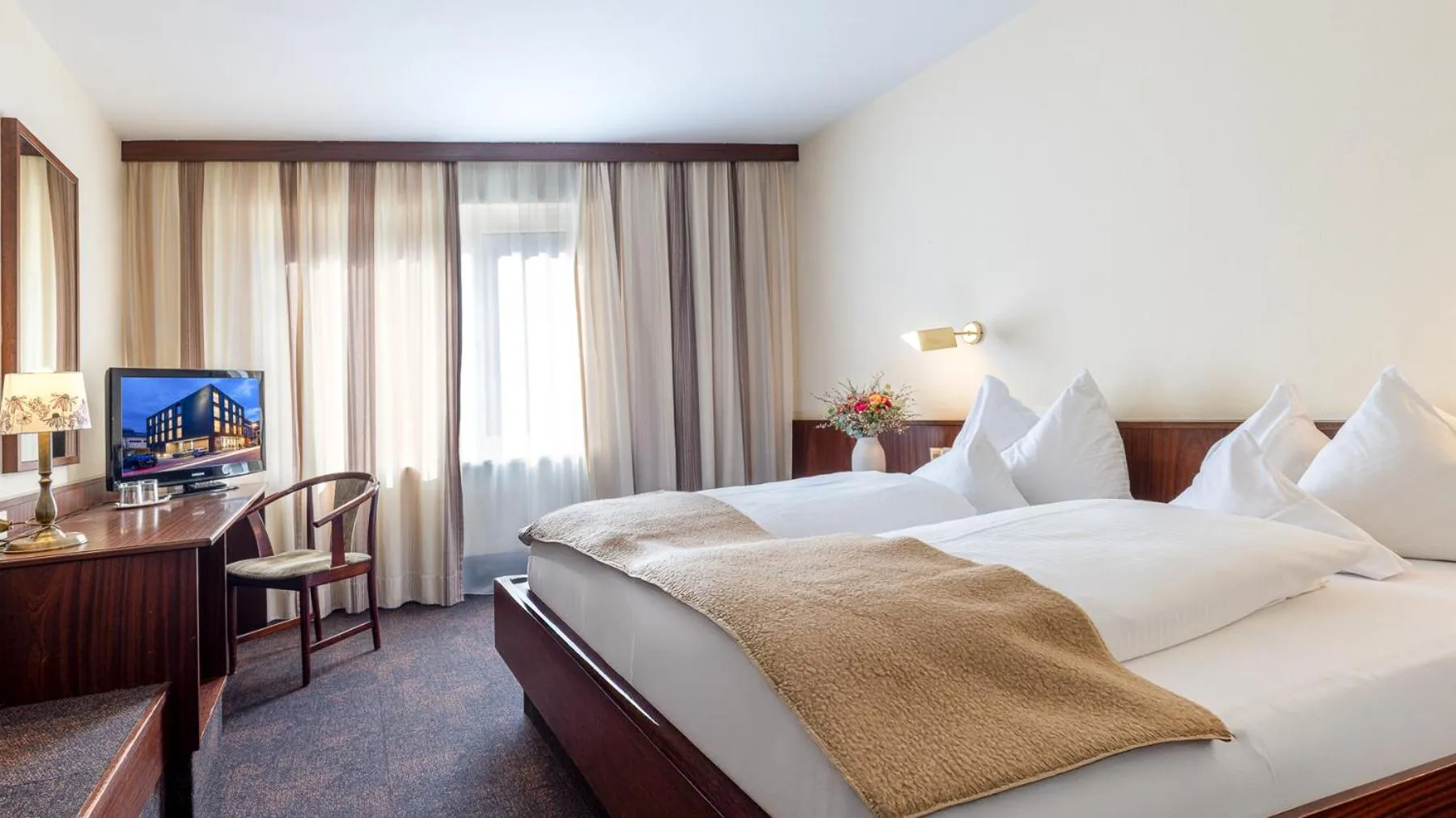 Photo of the whole room, Bed in Hotel Katharinenhof STANDARD