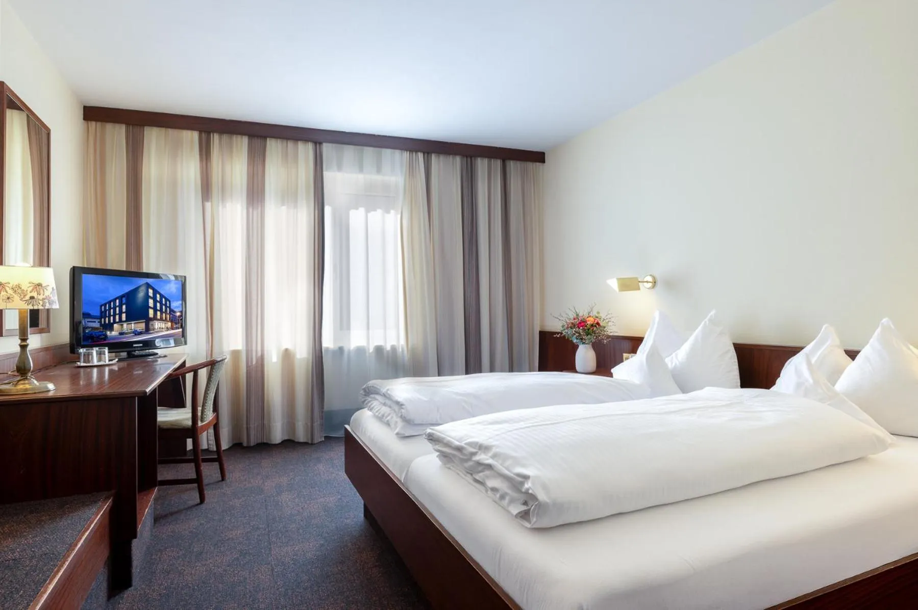 Photo of the whole room, Bed in Hotel Katharinenhof STANDARD