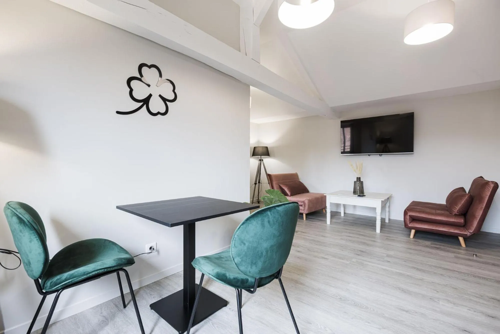 Le Trèfle à Quatre Feuilles