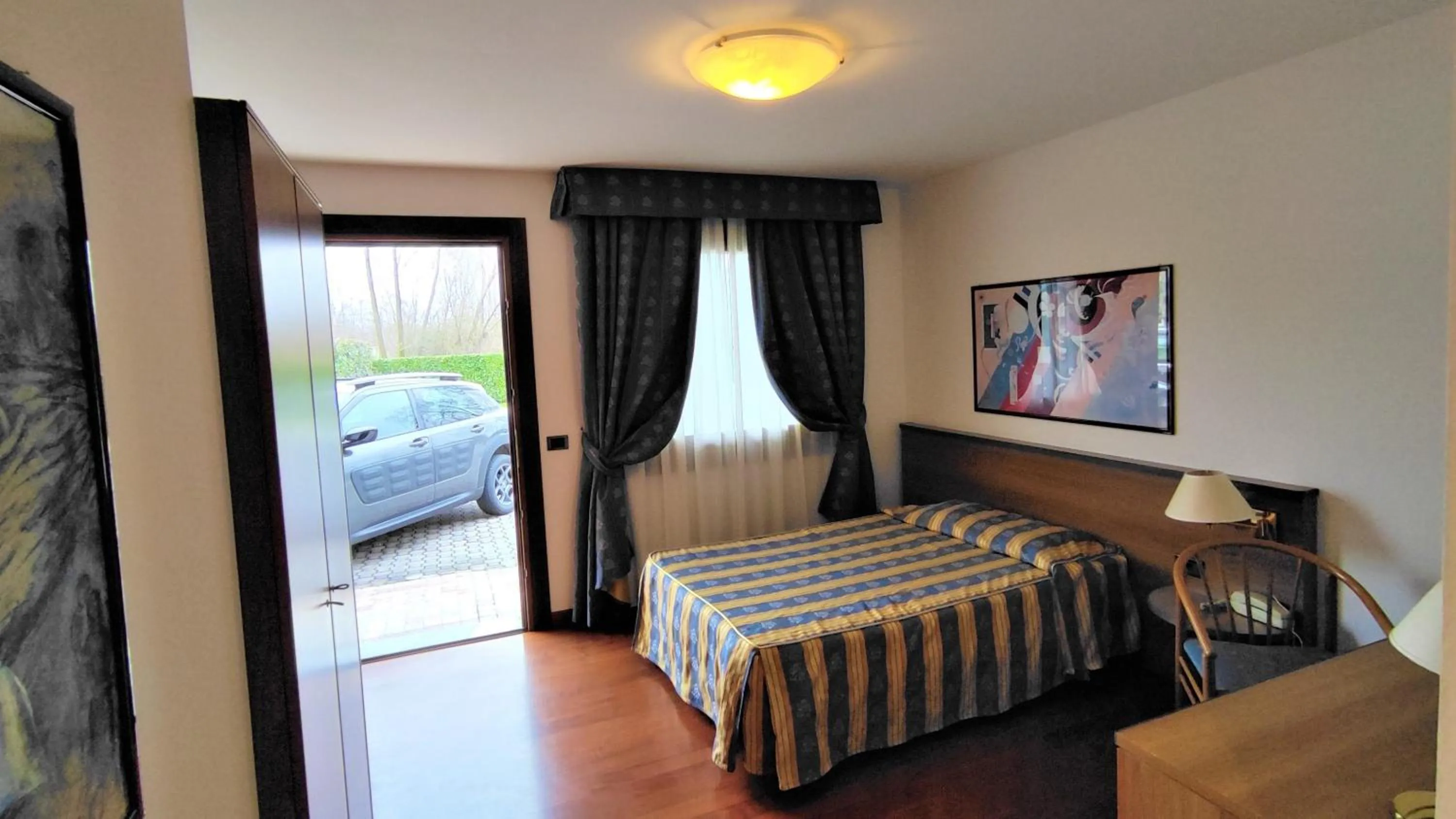 Photo of the whole room, Bed in Hotel Luna