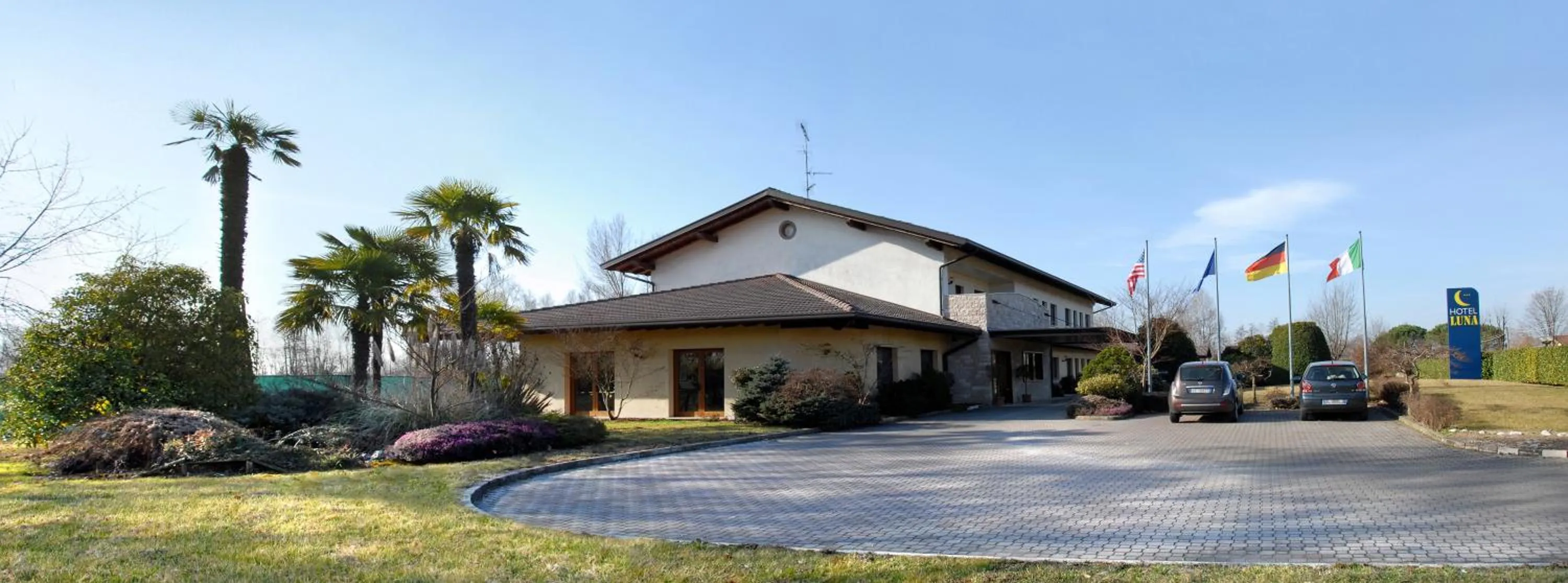 Spring in Hotel Luna