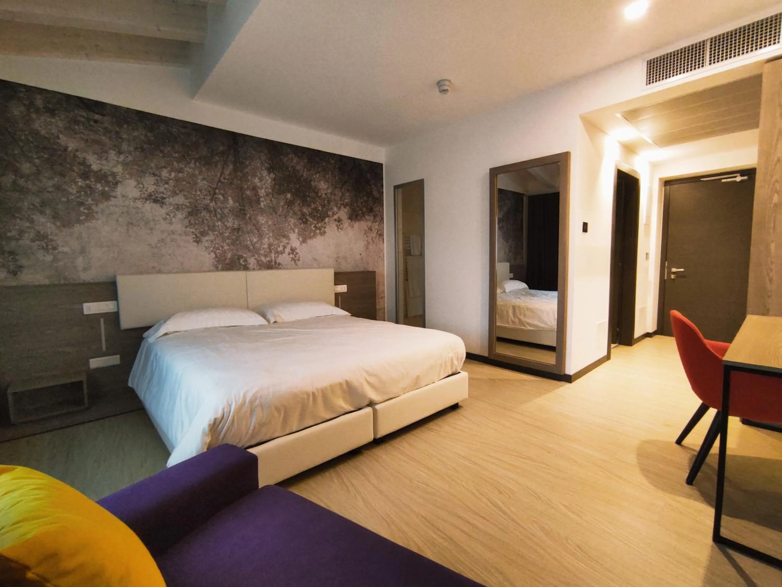 Photo of the whole room, Bed in Hotel Luna