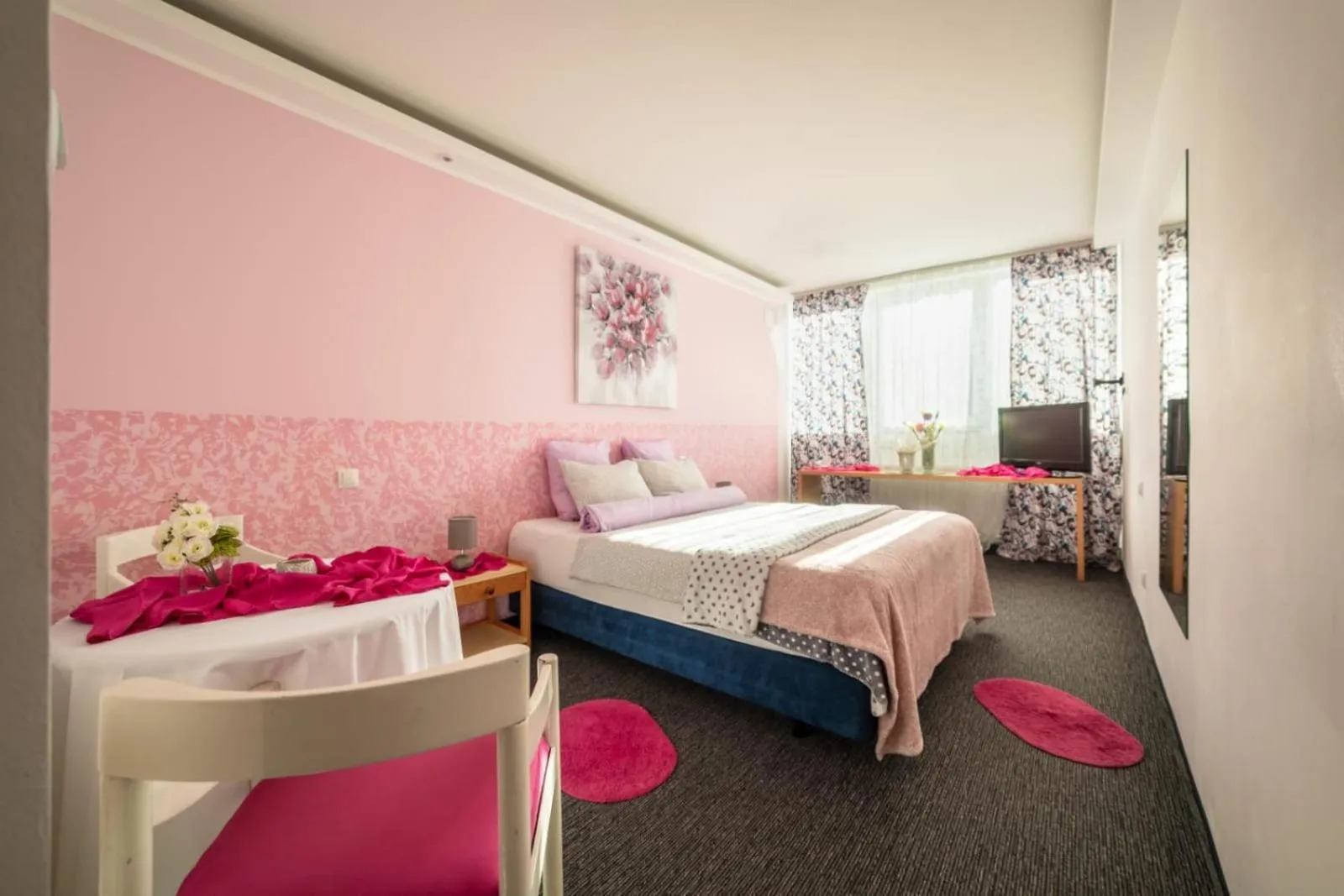 Photo of the whole room in Hotel Josipdol