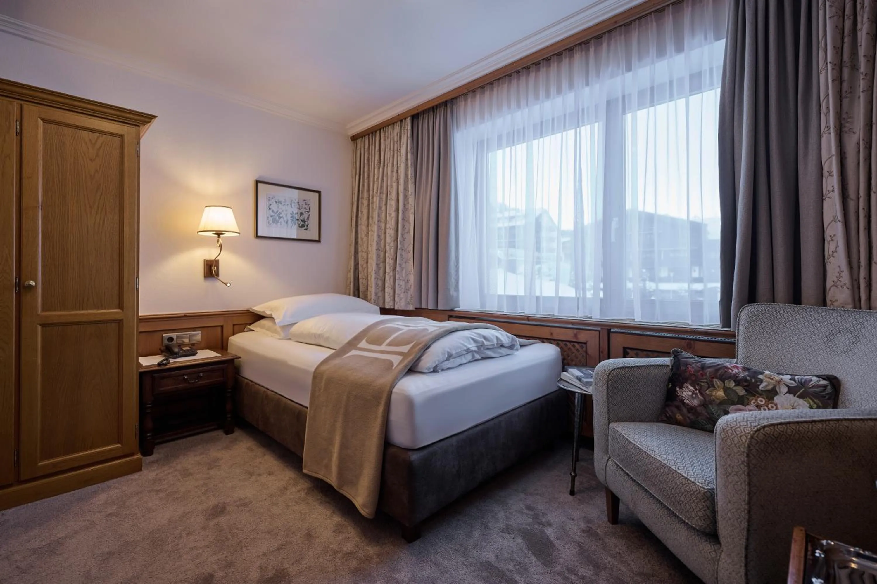 Photo of the whole room, Bed in Haldenhof