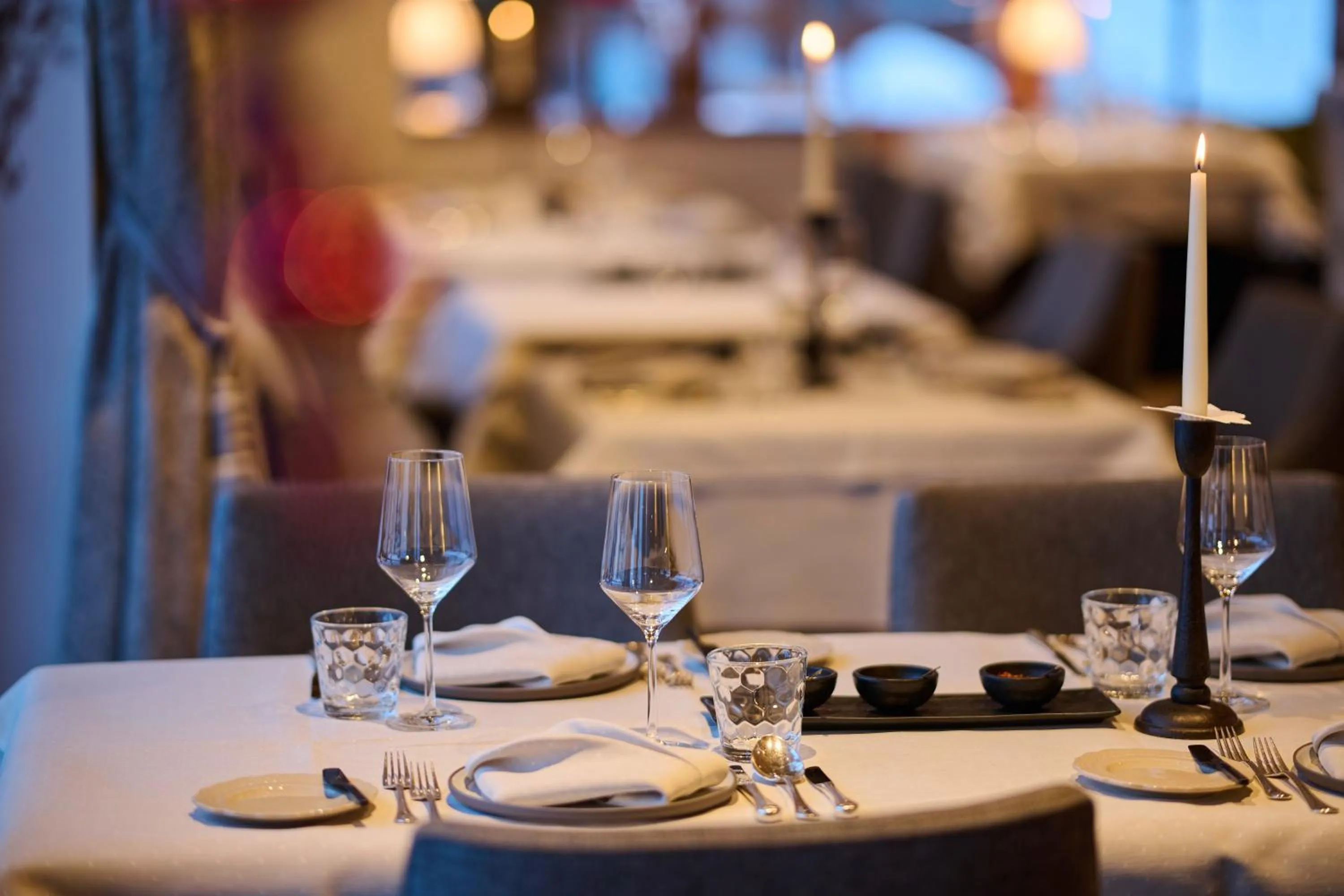 Restaurant/places to eat in Haldenhof