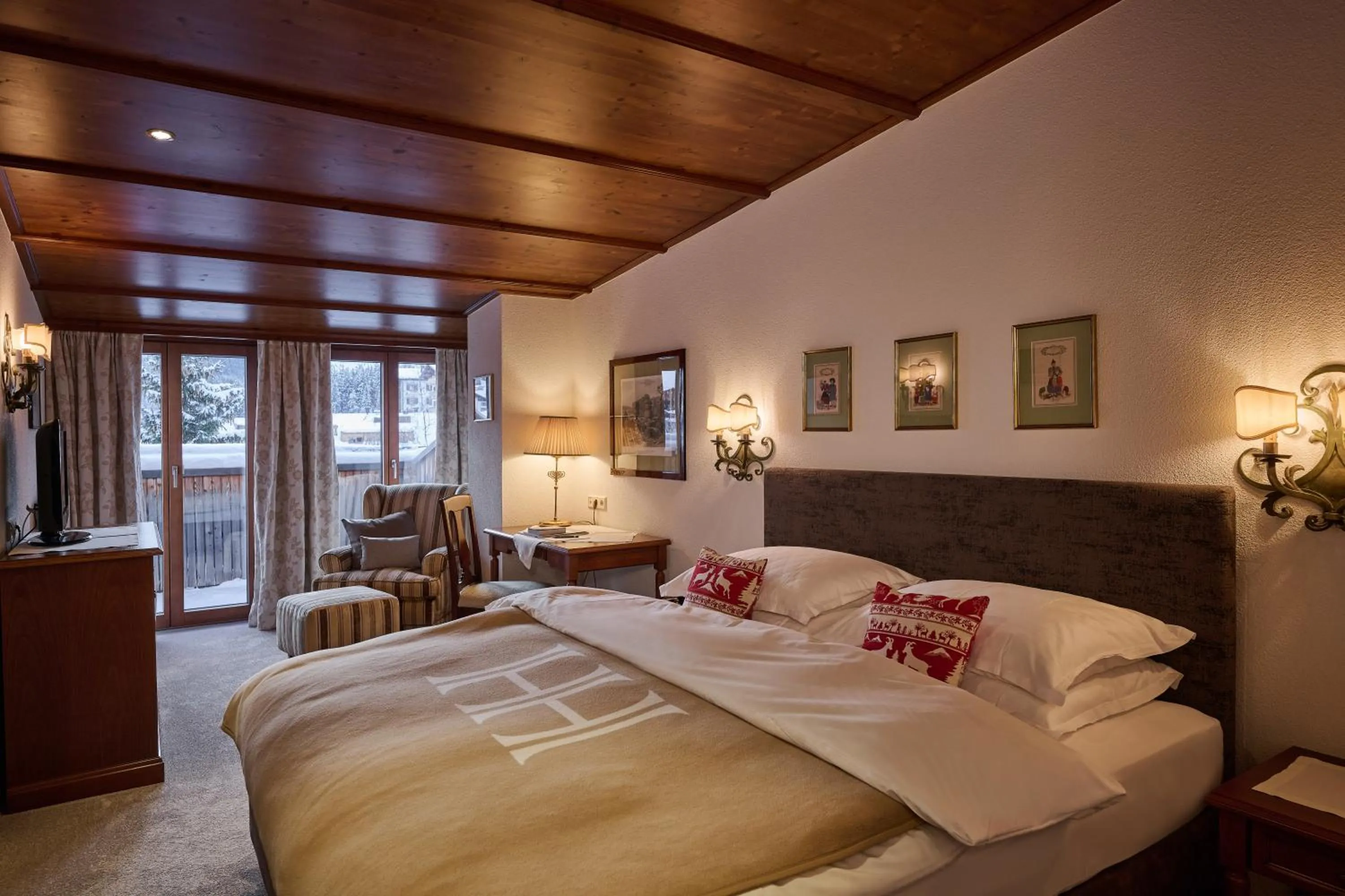 Photo of the whole room, Bed in Haldenhof