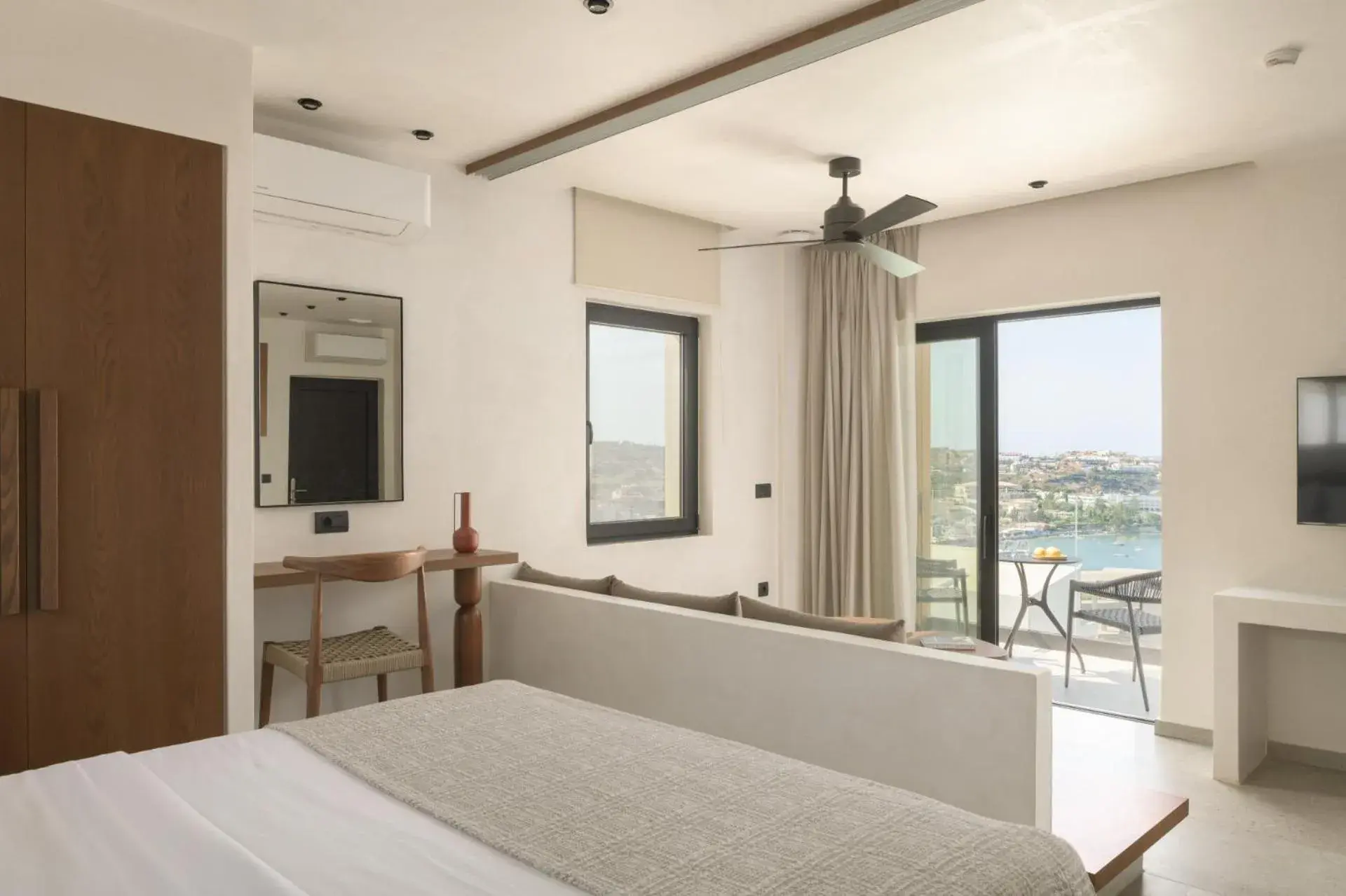 Superior One Bedroom Sea View Apartment with Sliding Door in Irida Mindful Living Superior One Bedroom Sea View Apartment with Sliding Door in Irida Mindful Living