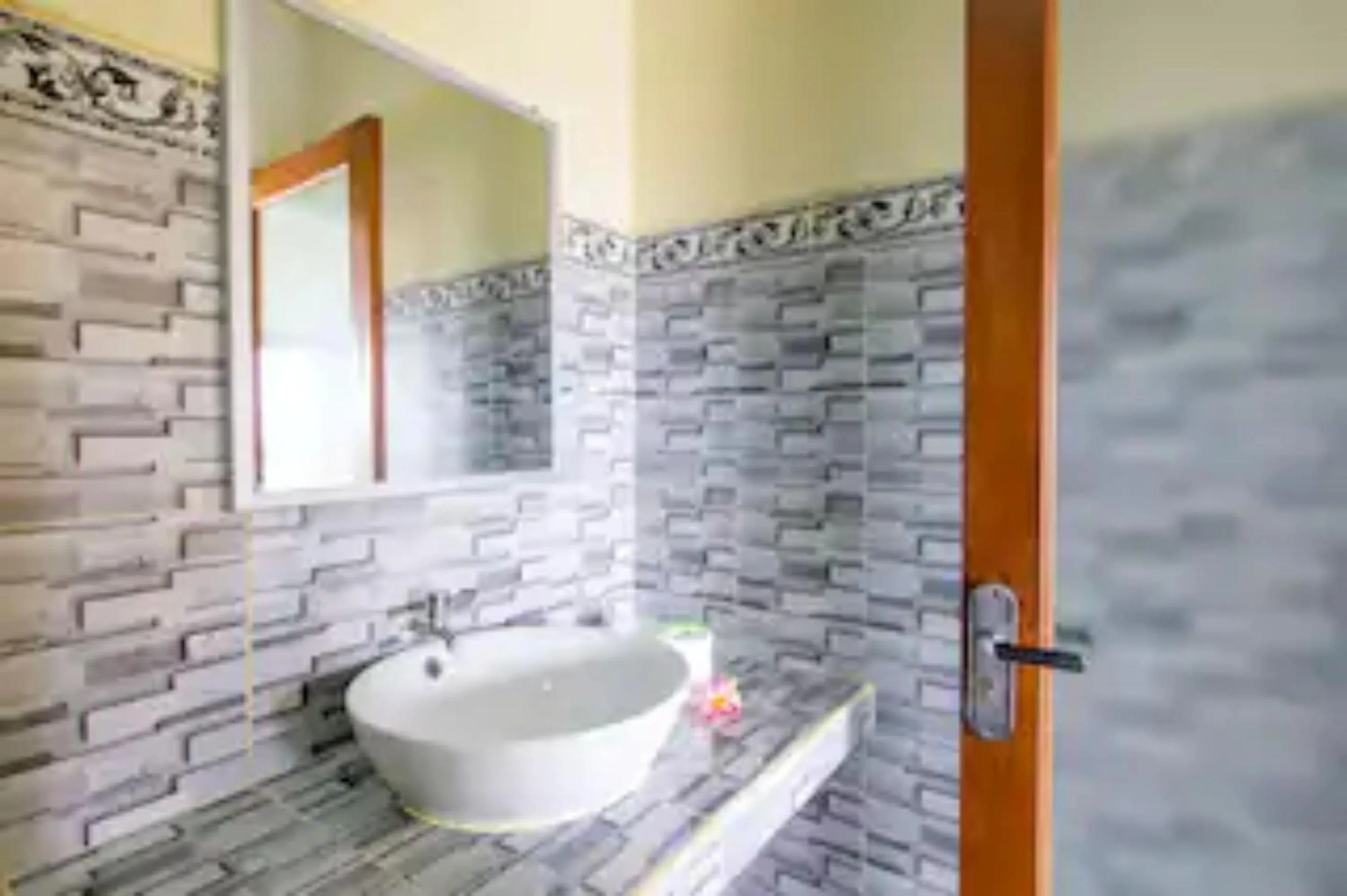 Bathroom in Pondok Lulik Homestay Canggu
