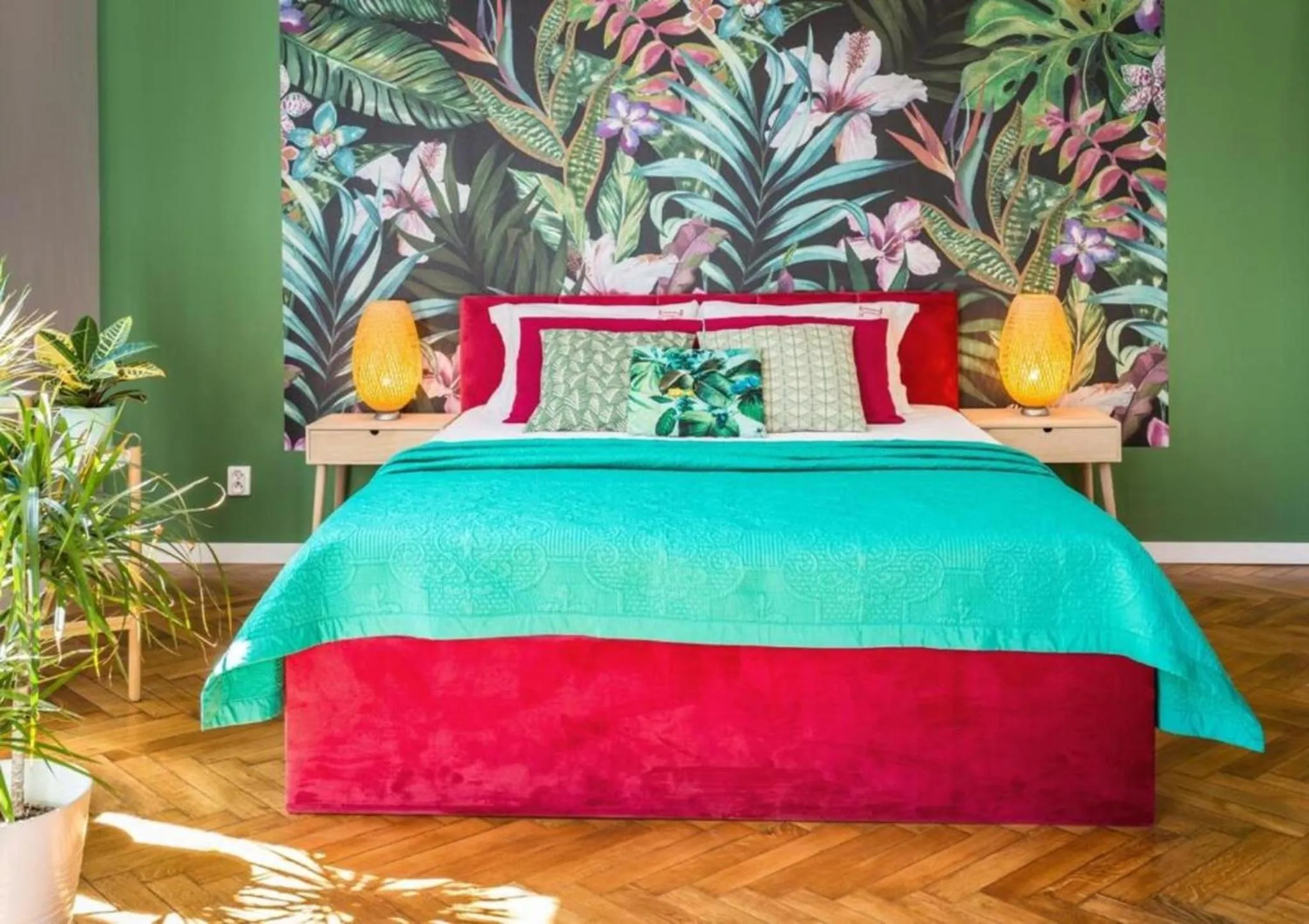 Bed in Between Old Town and Kazimierz