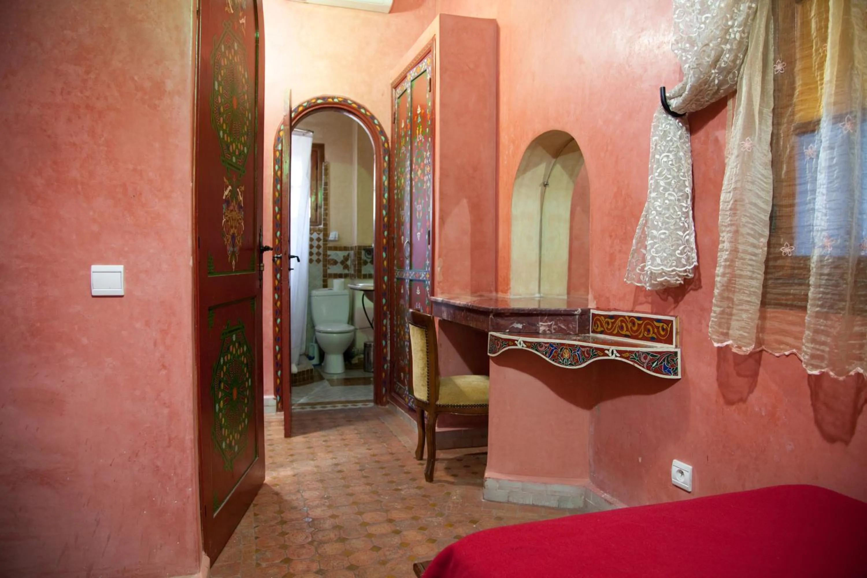 Bedroom, Bed in Riad Dar Alia