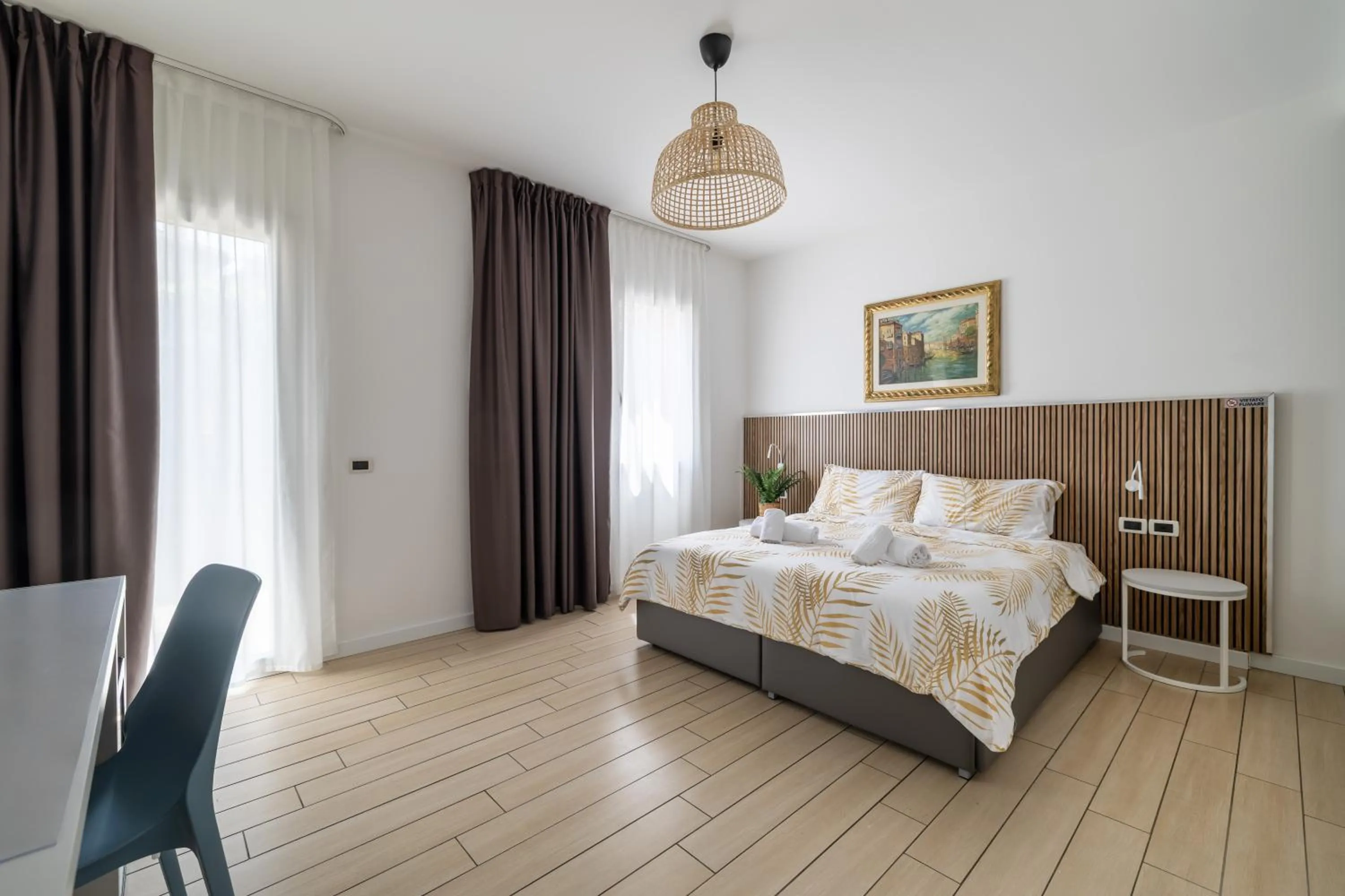 Bed in Hotel La Pergola di Venezia