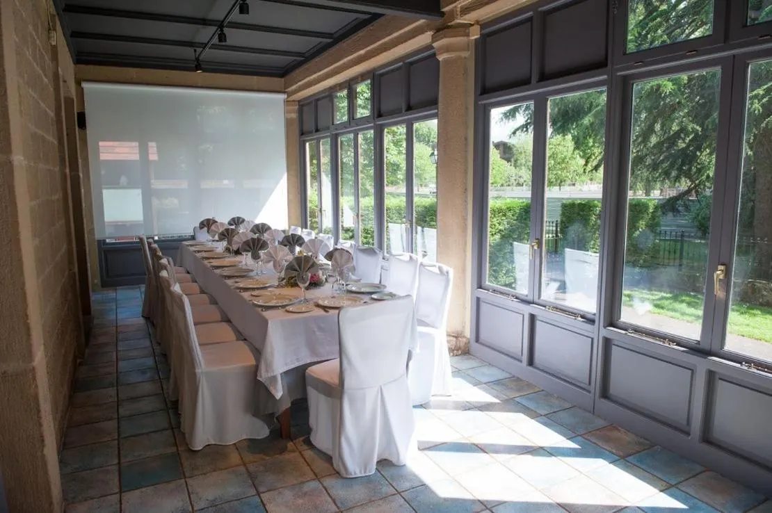 Banquet/Function facilities in Hotel Artaza