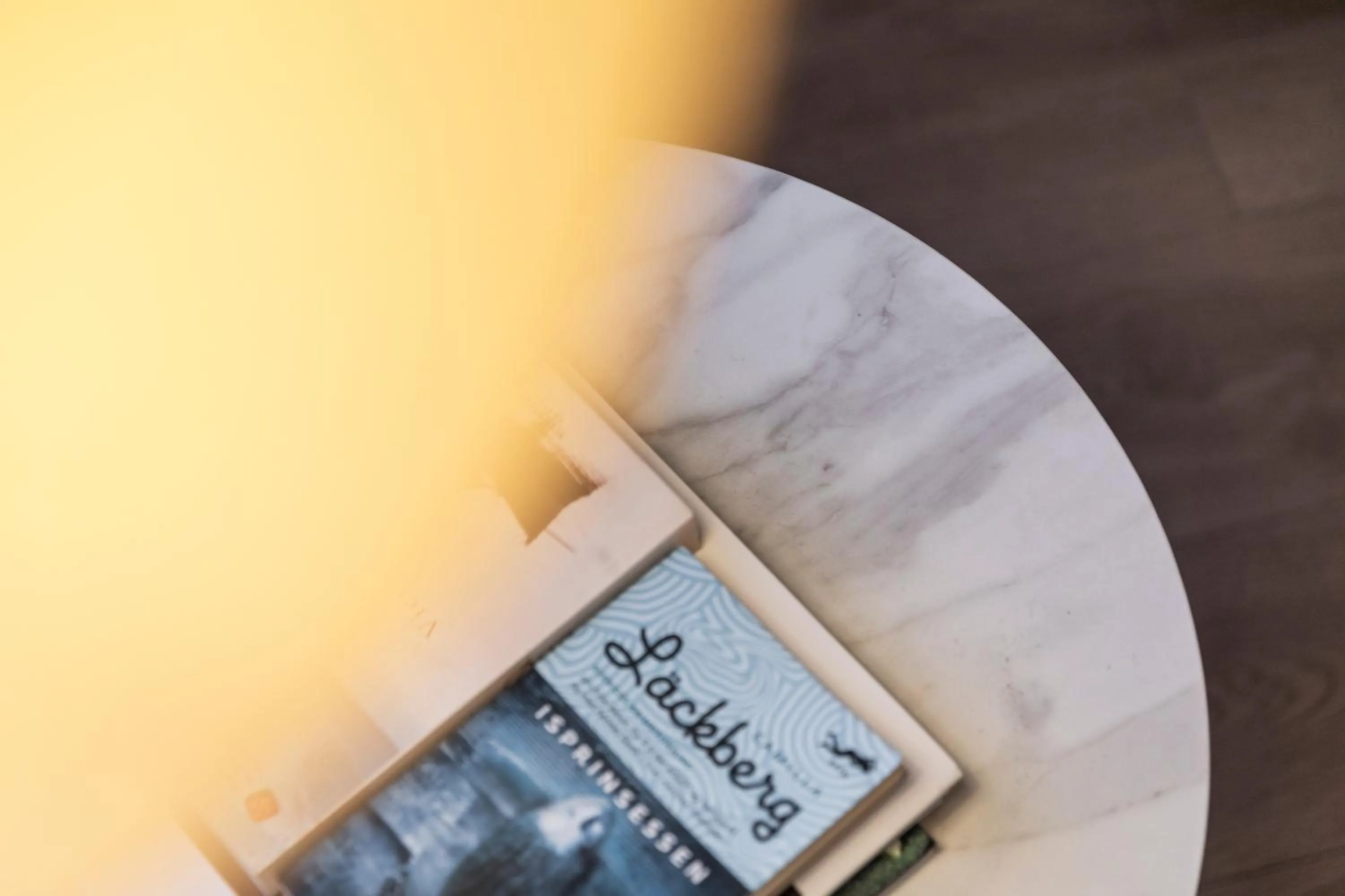 Library in Home Hotel Grand Bodø