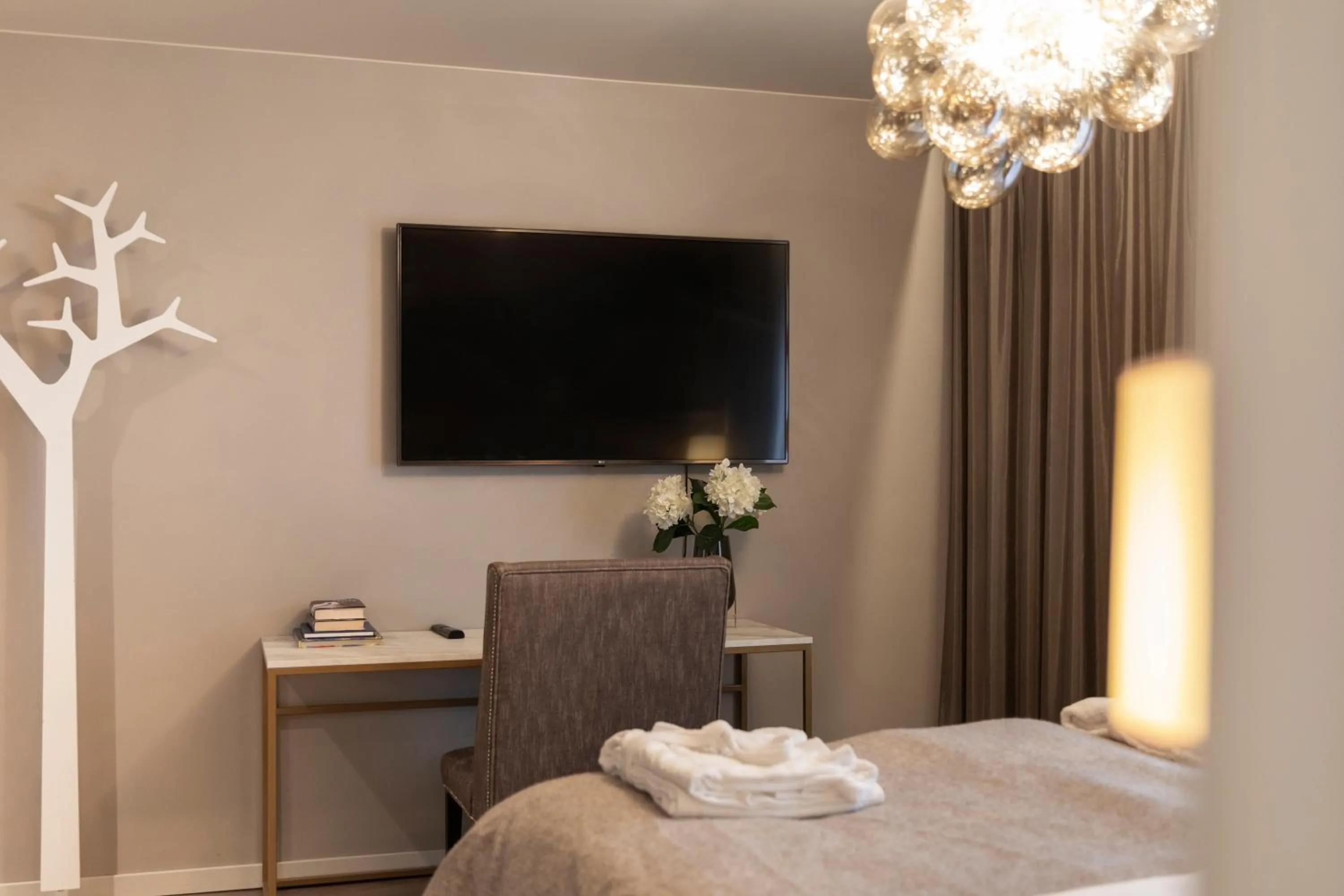 Bed in Home Hotel Grand Bodø