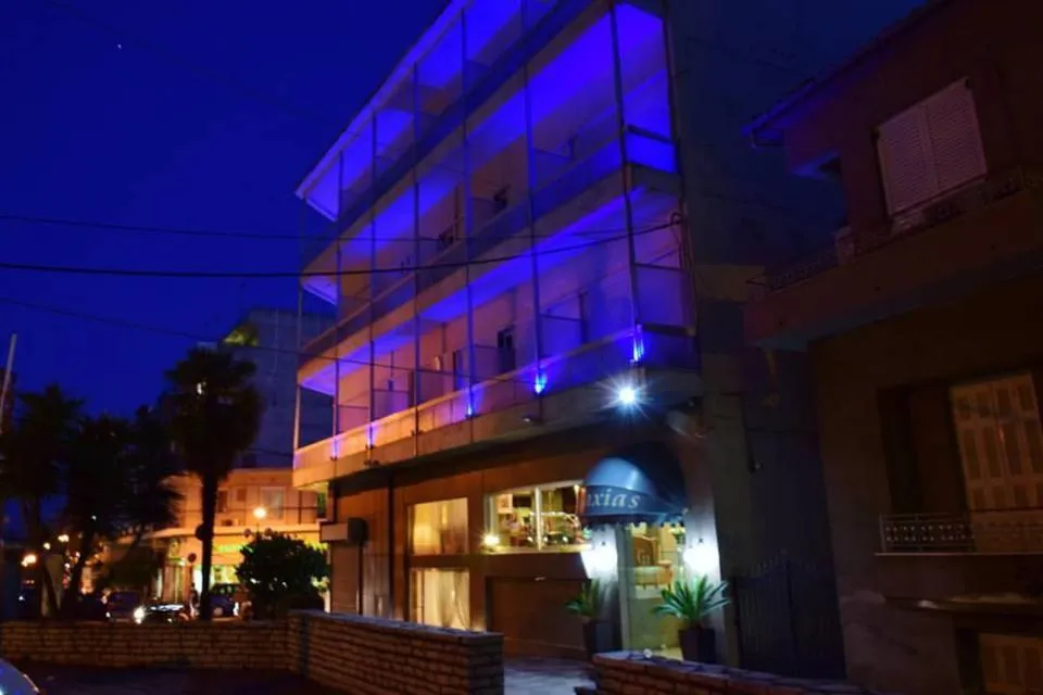 Night in Hotel Galaxias