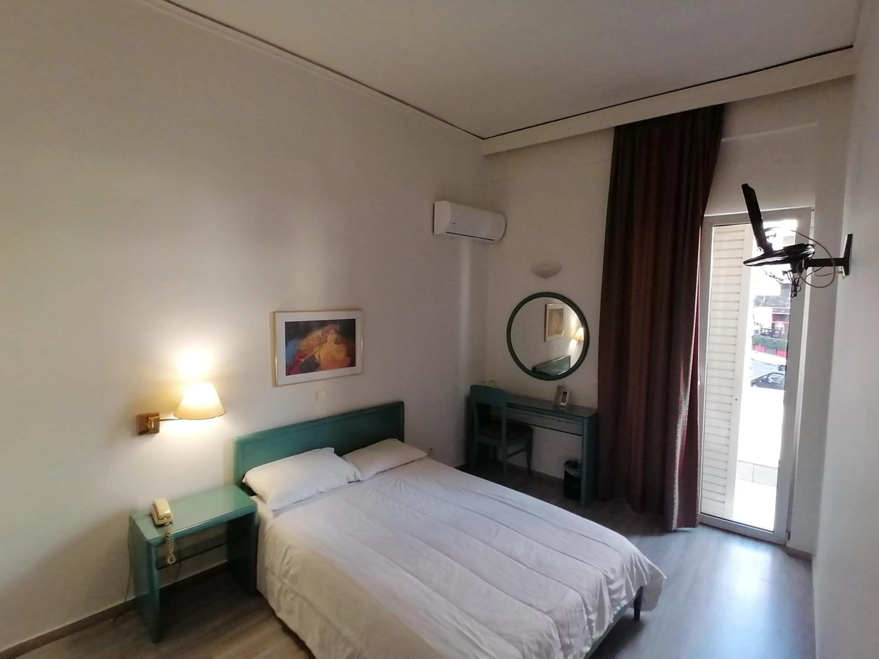 Bed in Hotel Galaxias