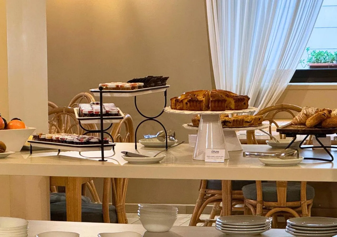 Breakfast in Hotel Enzo