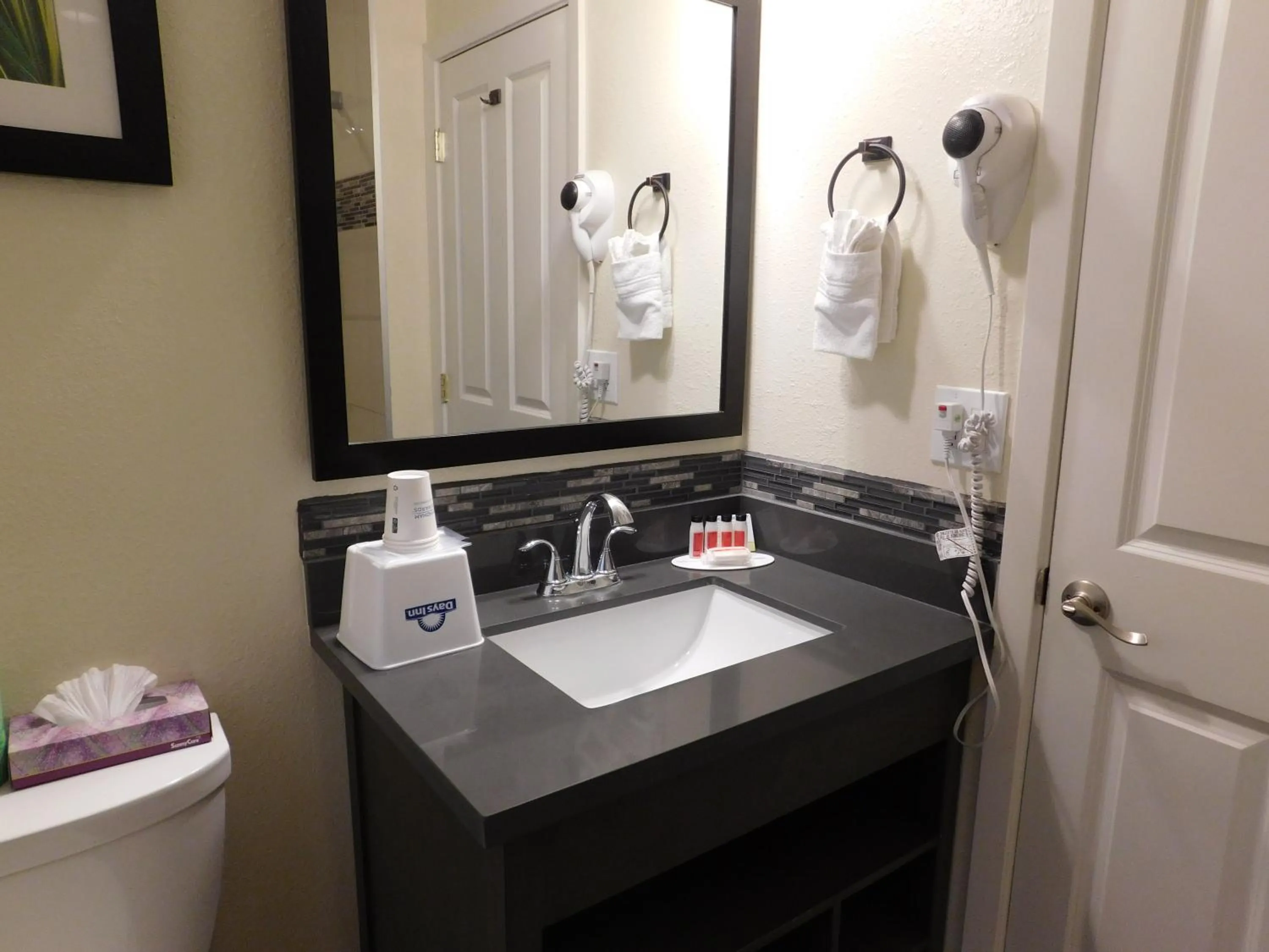 Bathroom in Days Inn by Wyndham Monterey-Fisherman's Wharf Aquarium