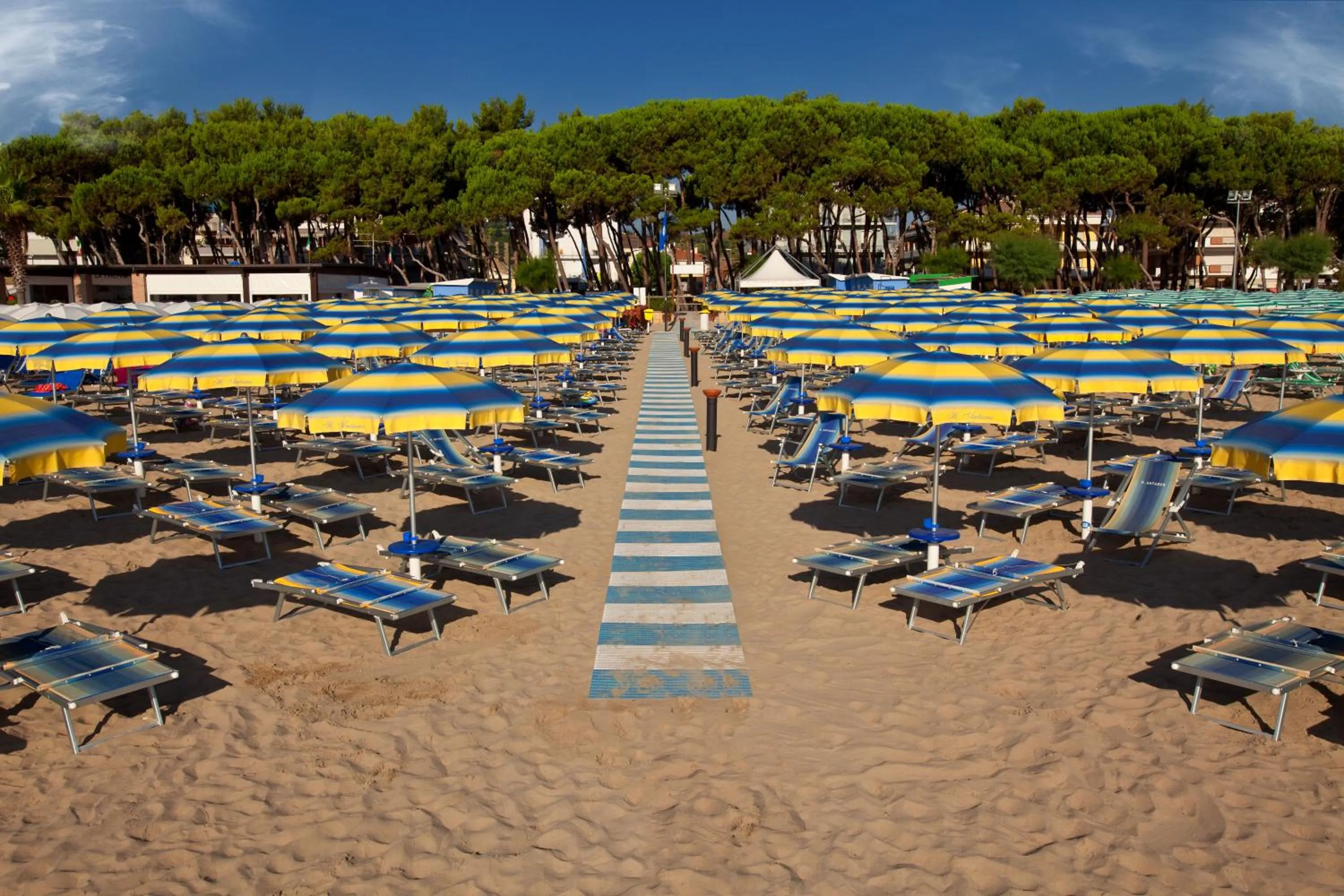 Beach in Hotel Antares