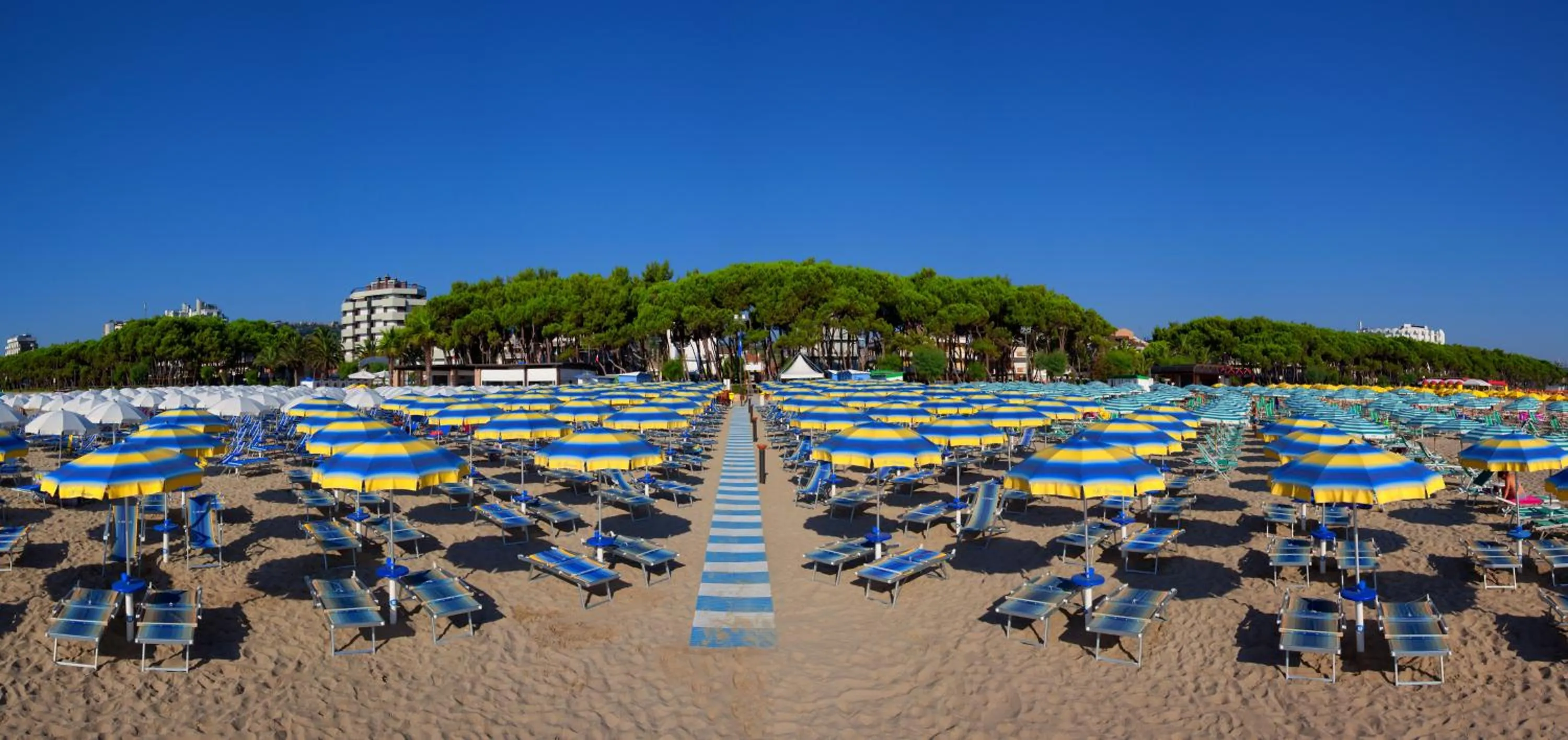 Beach in Hotel Antares