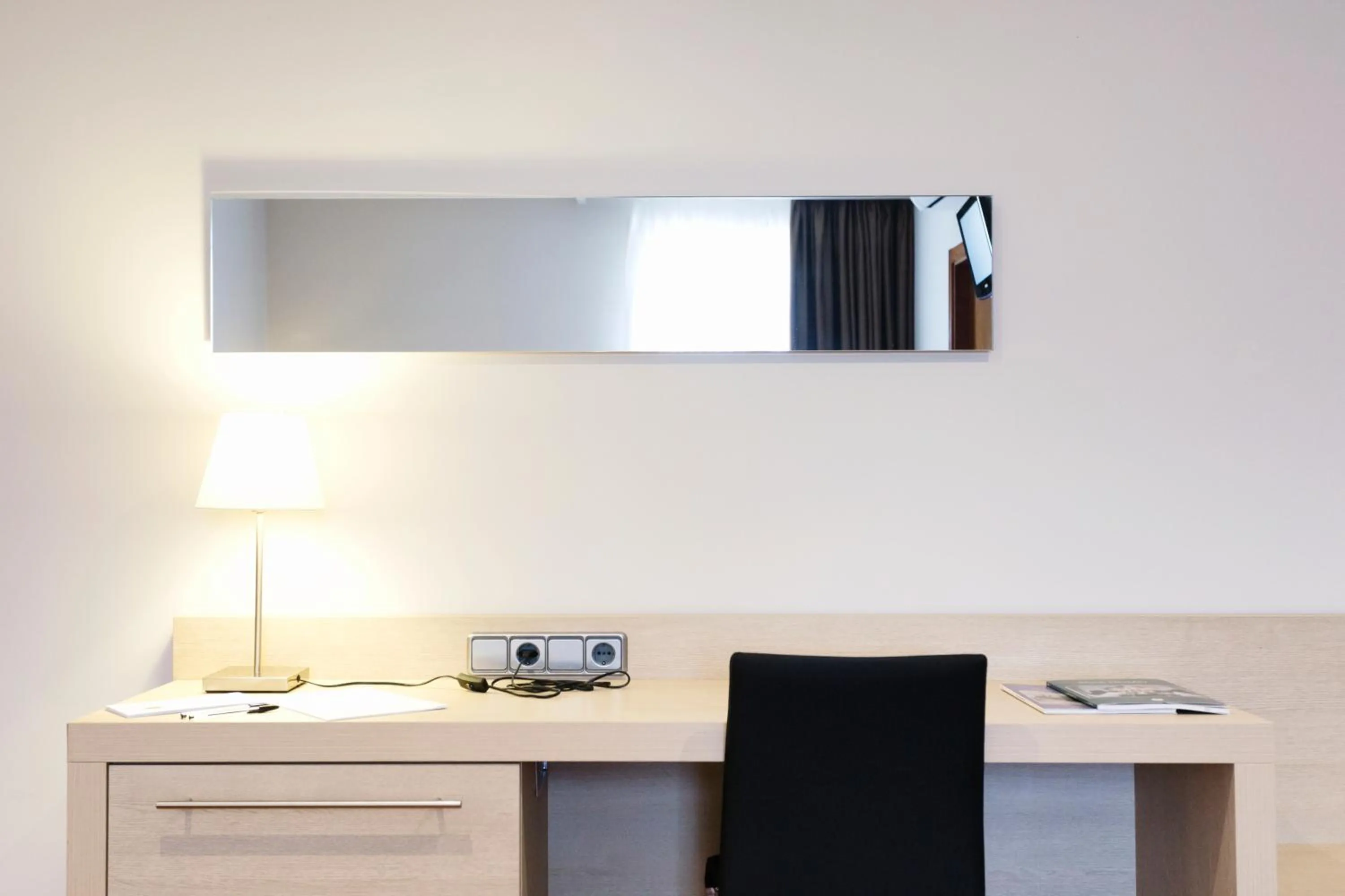 Photo of the whole room in Hotel Valencia