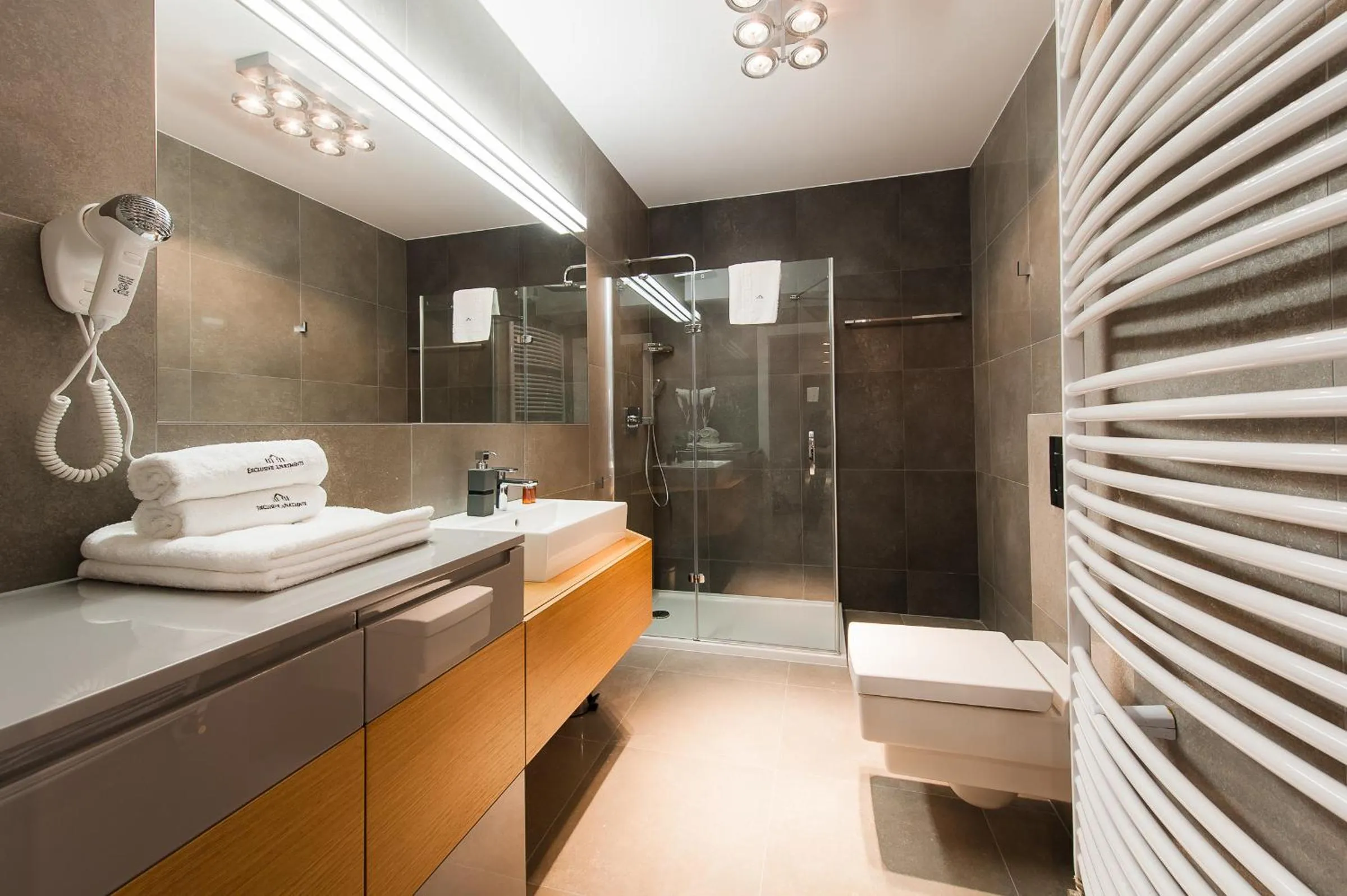 Shower in EXCLUSIVE Aparthotel