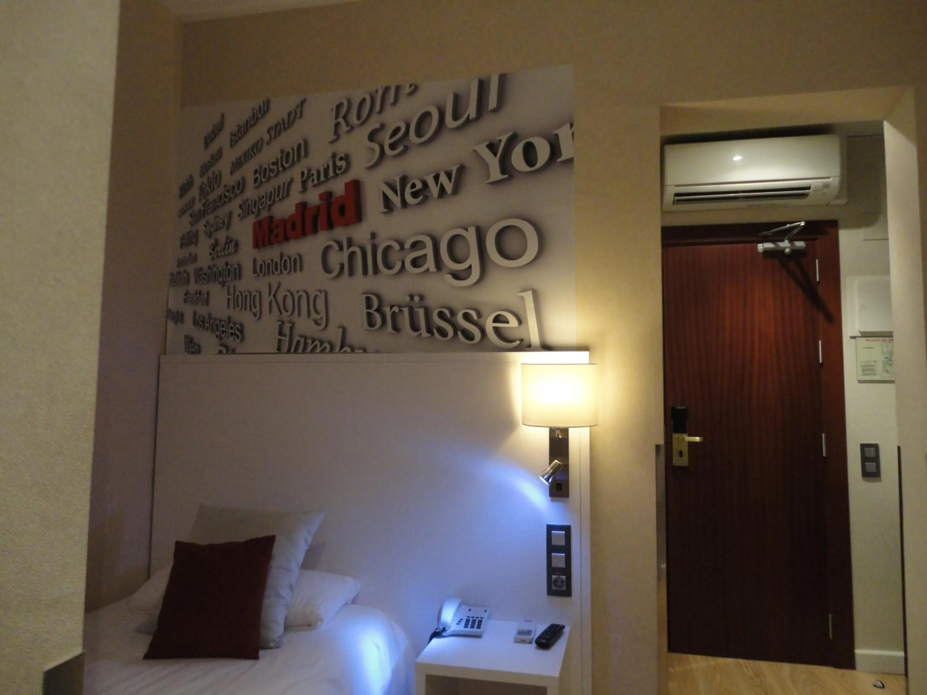 Bedroom, Bed in CH Olmedo