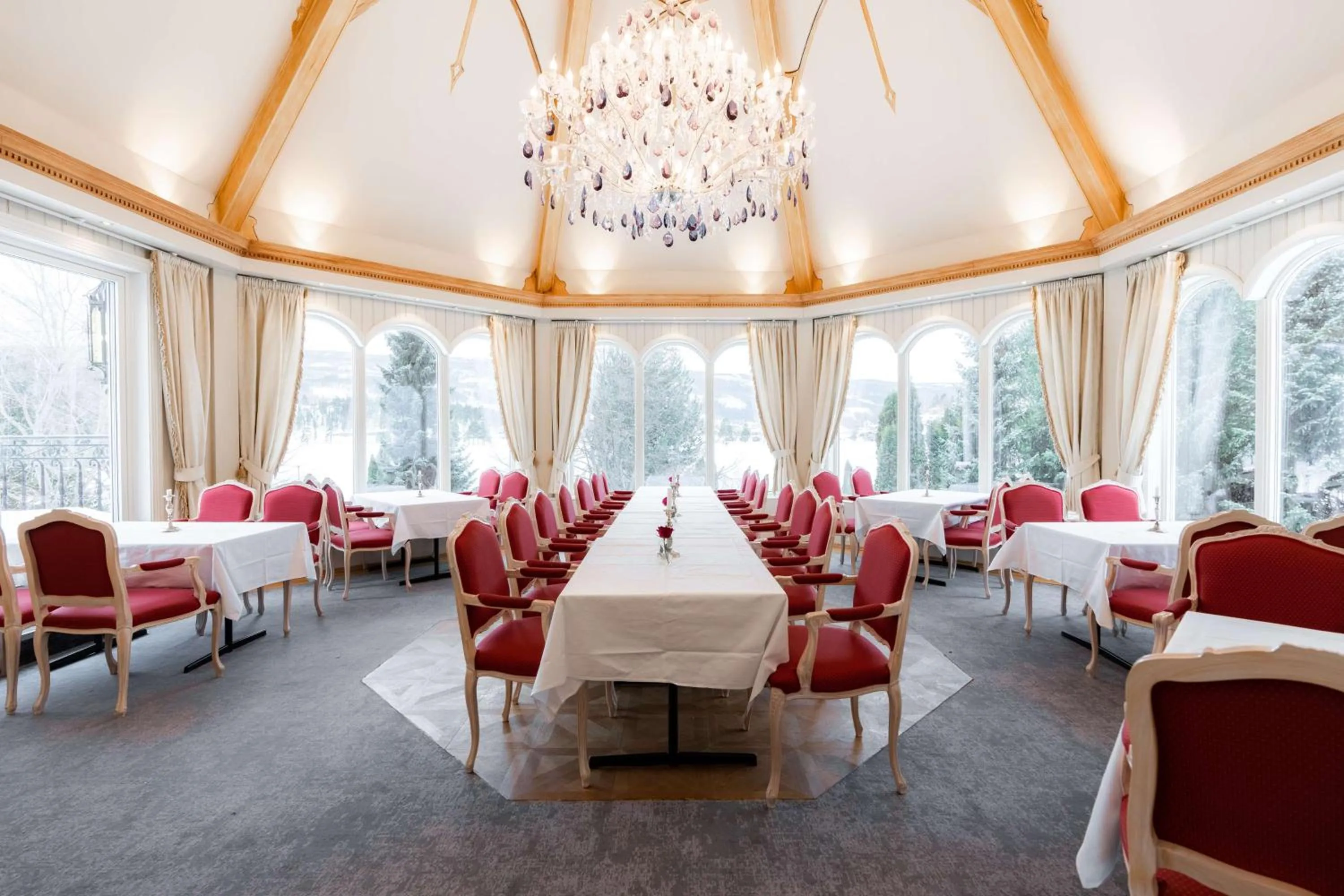 Restaurant/places to eat in Scandic Valdres