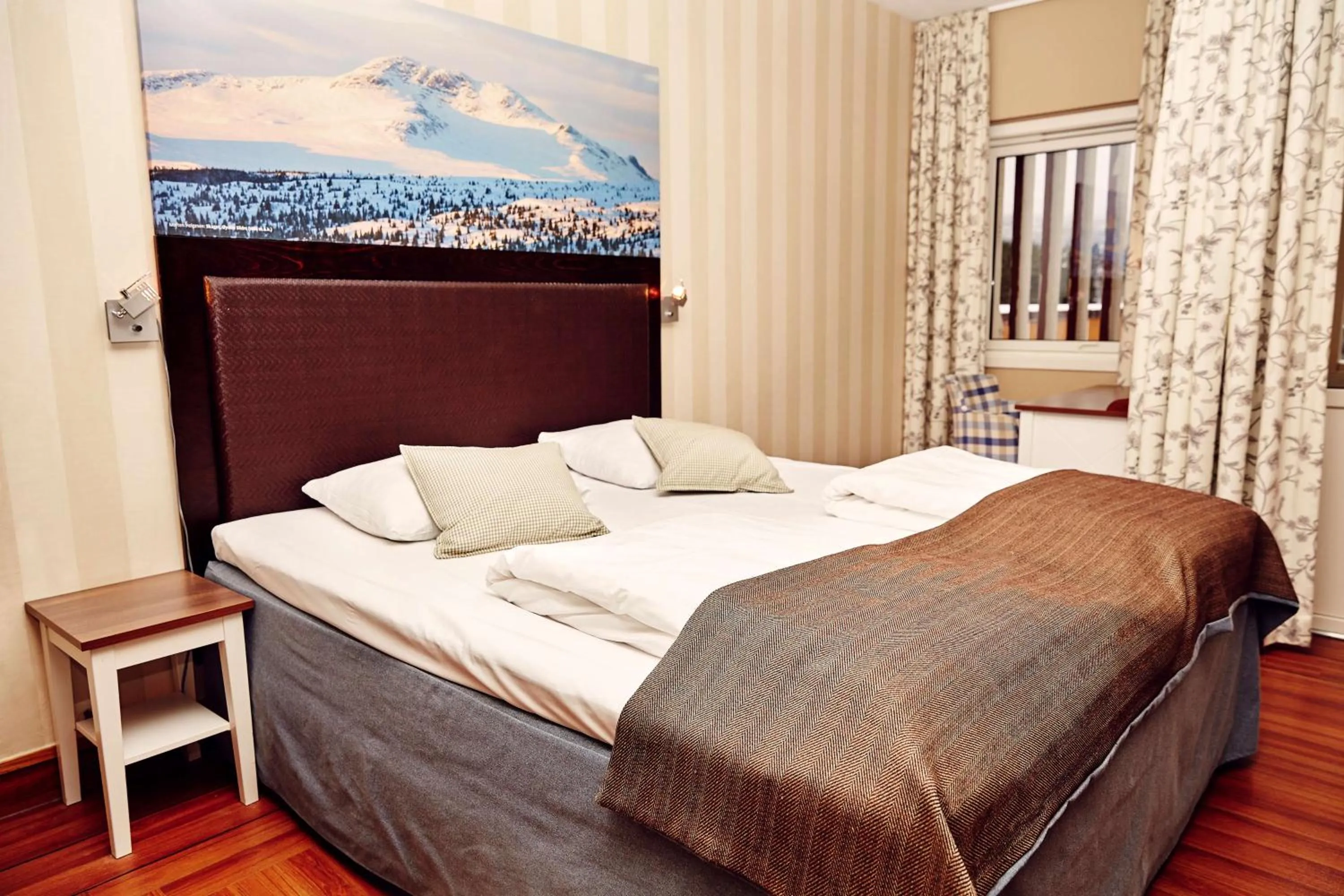 Photo of the whole room, Bed in Scandic Valdres