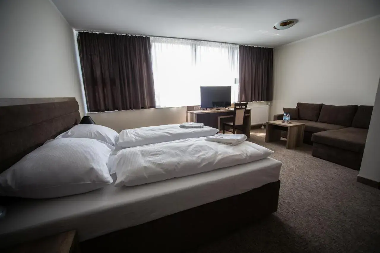 Deluxe Twin Room in Hotel Cargo Deluxe Twin Room in Hotel Cargo