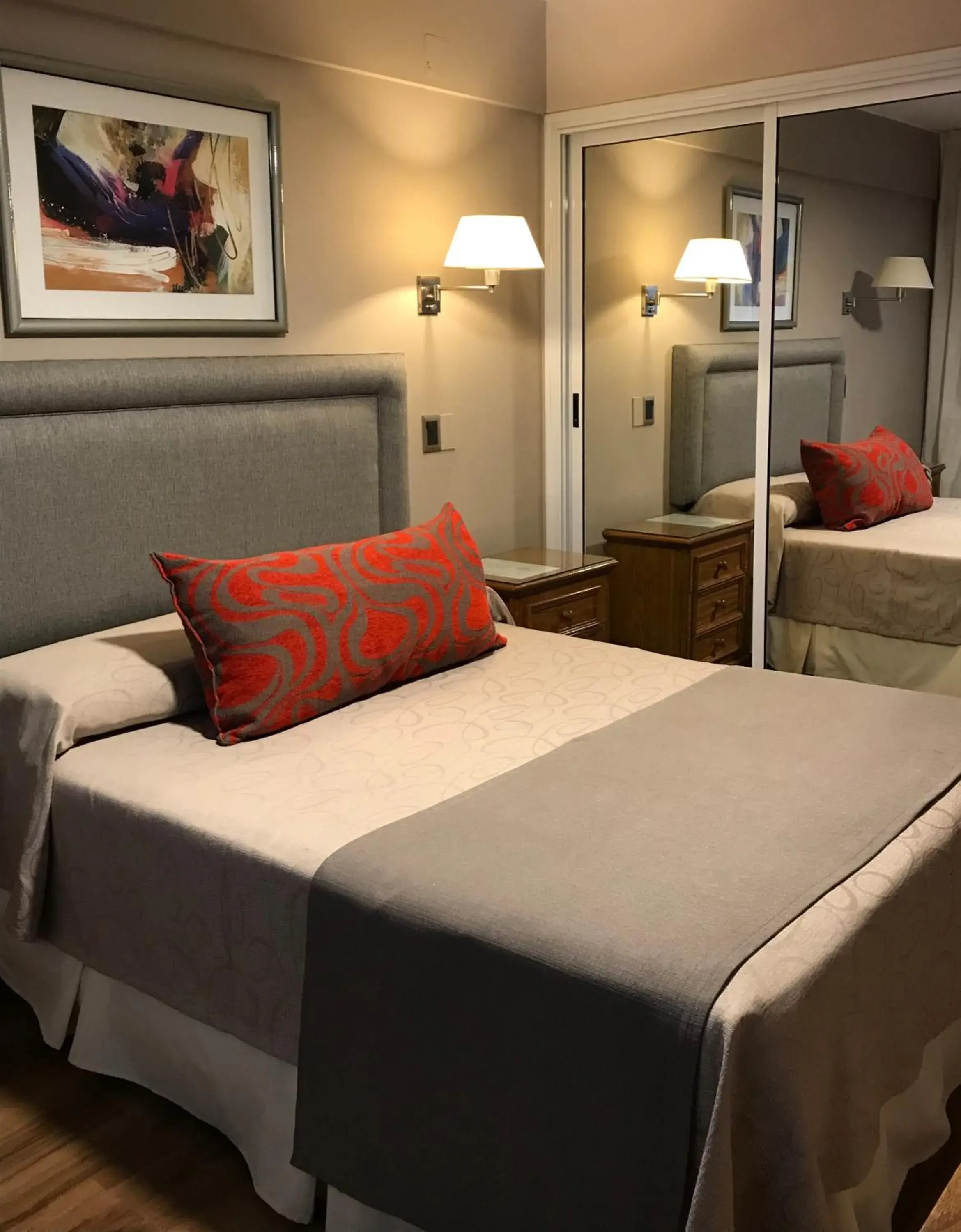 Photo of the whole room, Bed in Hotel Crillon Mendoza Photo of the whole room, Bed in Hotel Crillon Mendoza