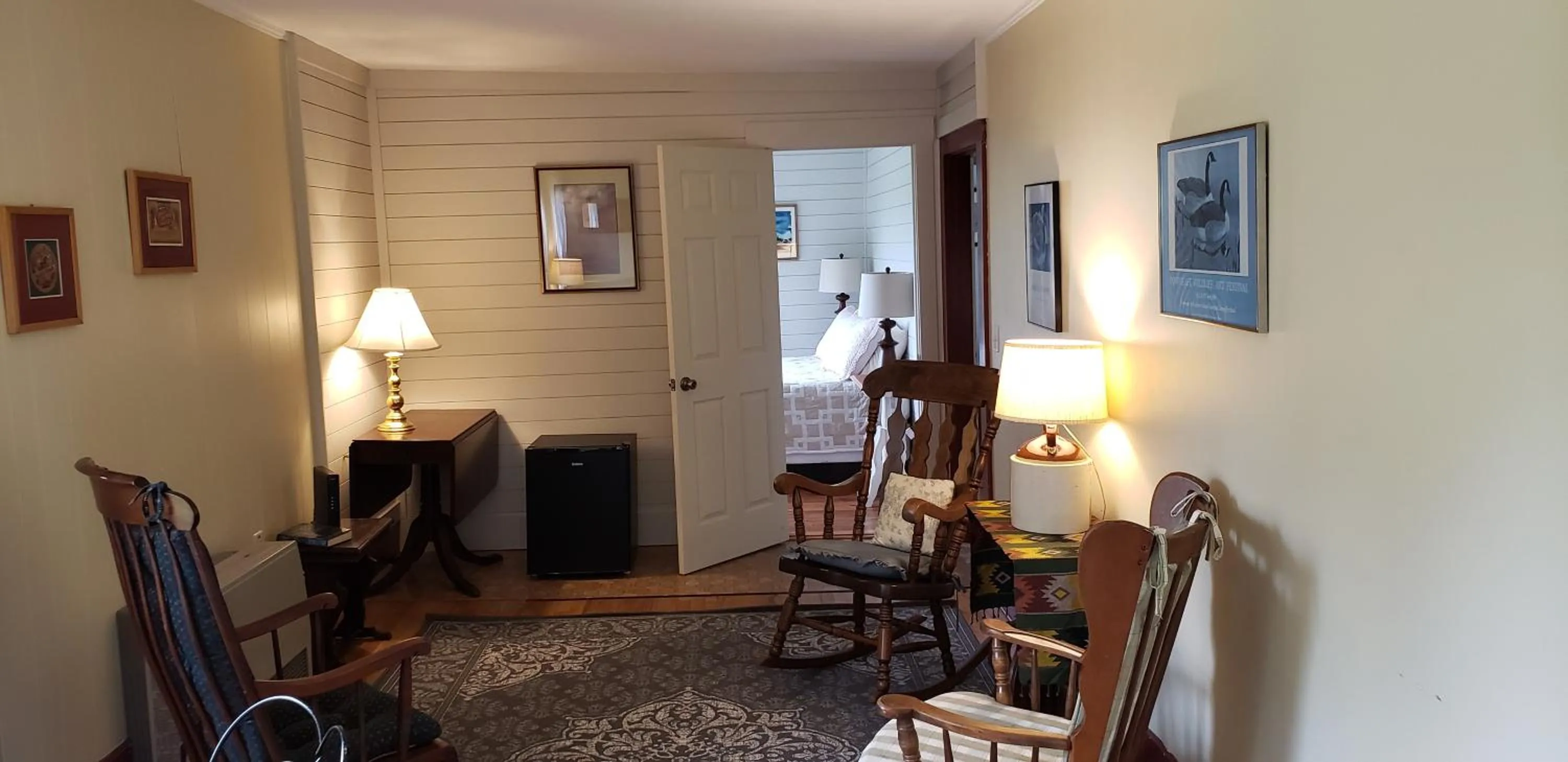 Living room in Hawks House Inn