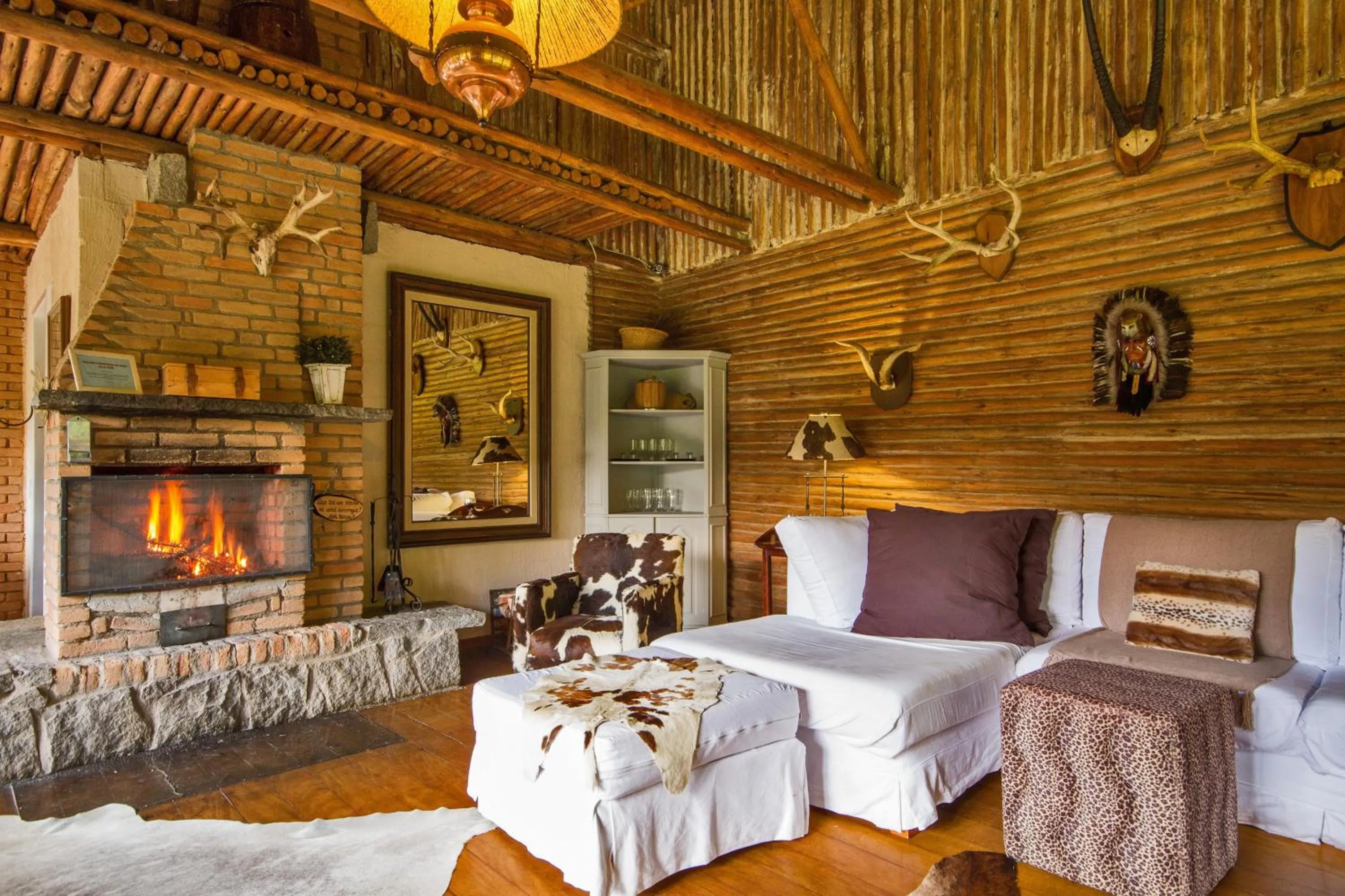 Photo of the whole room, Bed in Pousada Casa Mantiqueira - Próxima ao Capivarí e opções de Hidromassagem