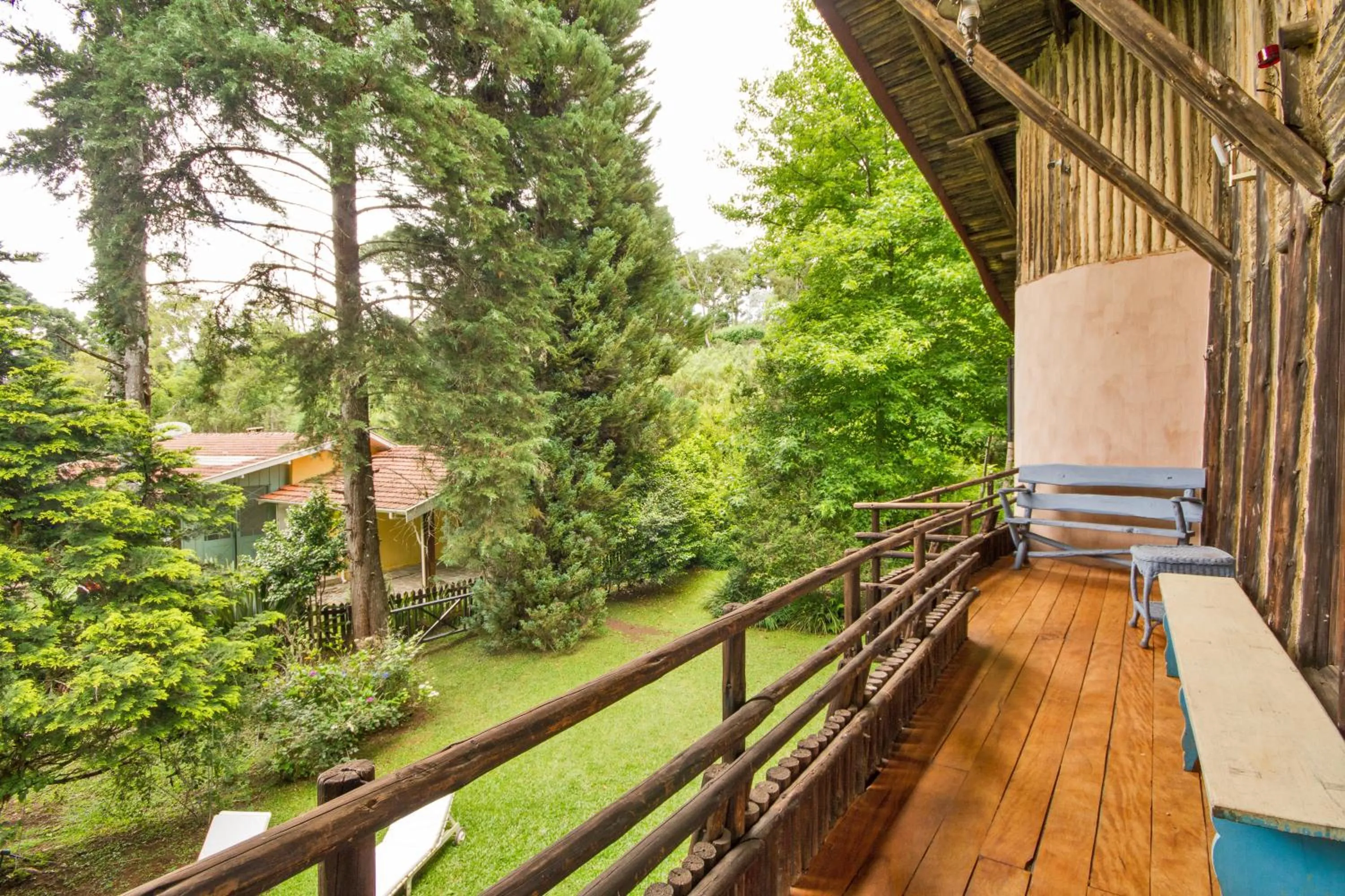 Garden view in Pousada Casa Mantiqueira - Próxima ao Capivarí e opções de Hidromassagem