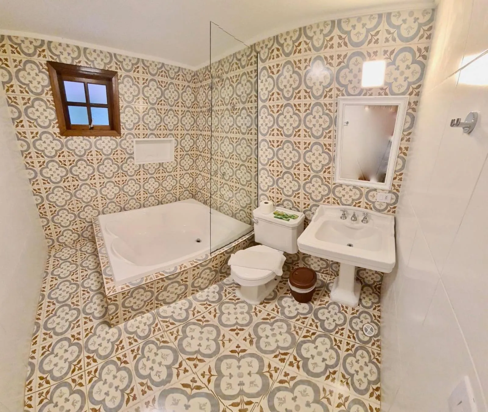 Bathroom in Pousada Casa Mantiqueira - Próxima ao Capivarí e opções de Hidromassagem
