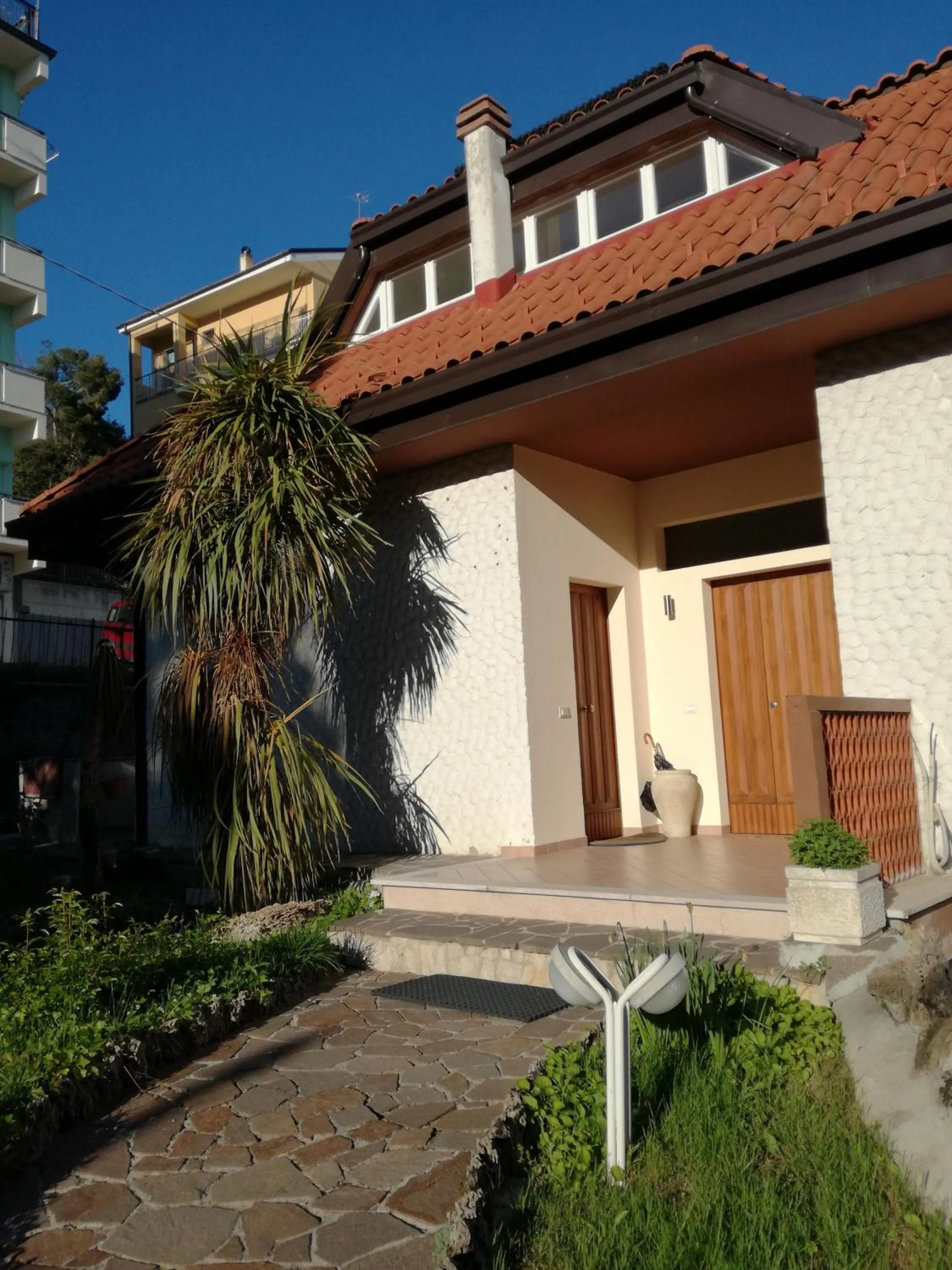 Facade/entrance in Fonte Nuova Penne