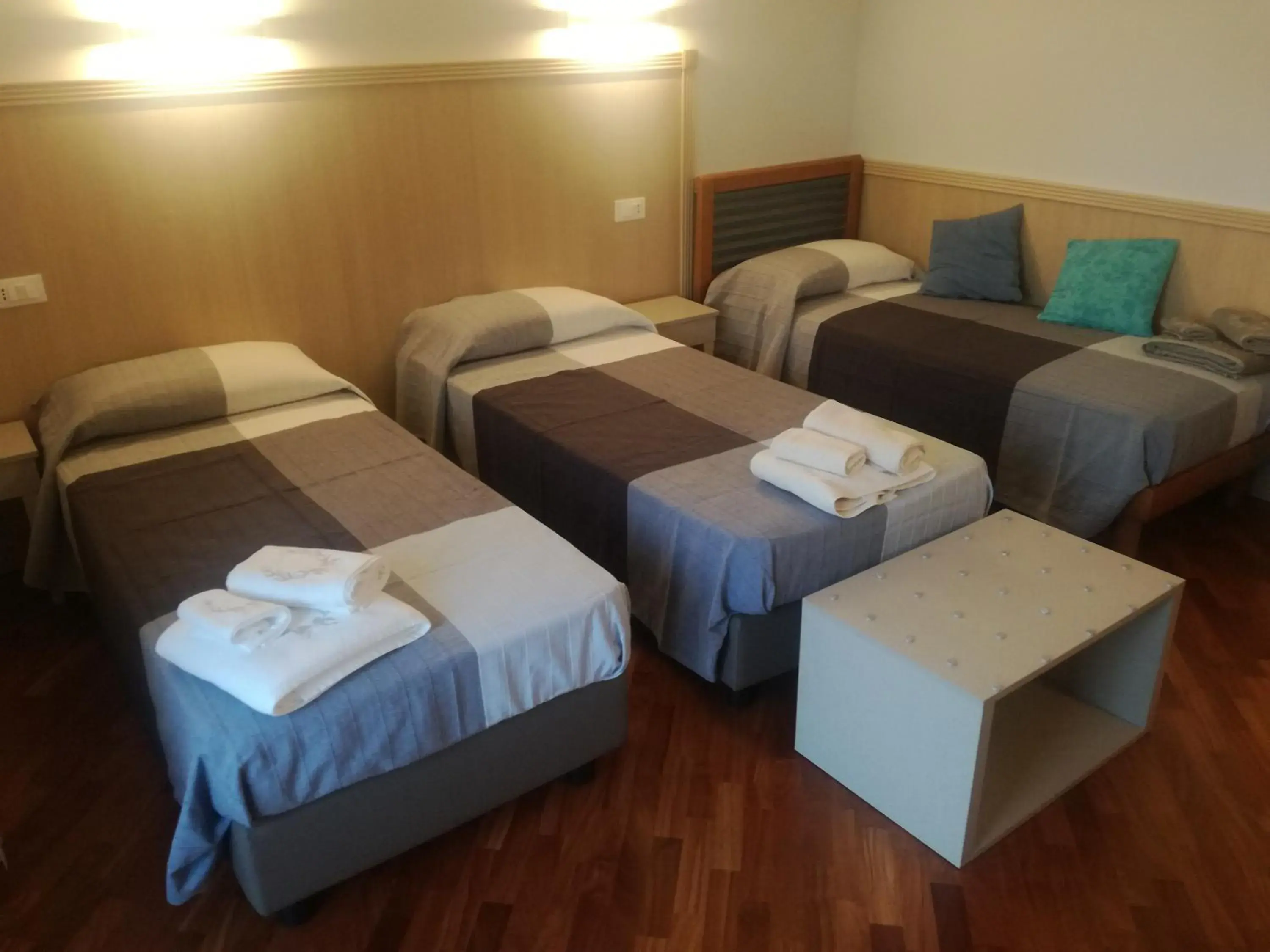 Triple Room with Private Bathroom in Fonte Nuova Penne Triple Room with Private Bathroom in Fonte Nuova Penne
