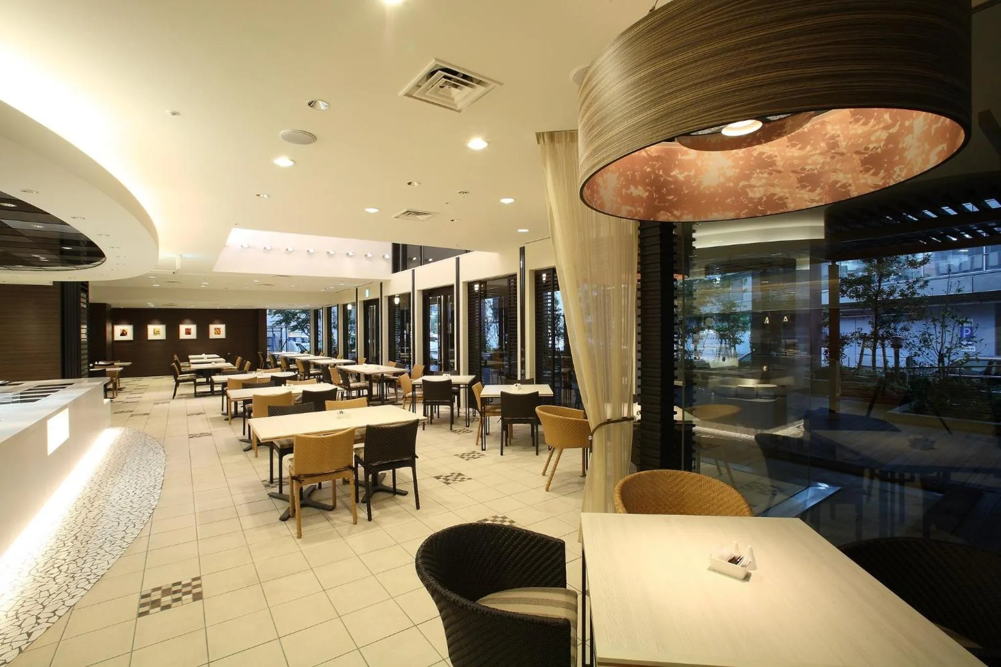 Restaurant/places to eat in ANA Crowne Plaza Fukuoka by IHG