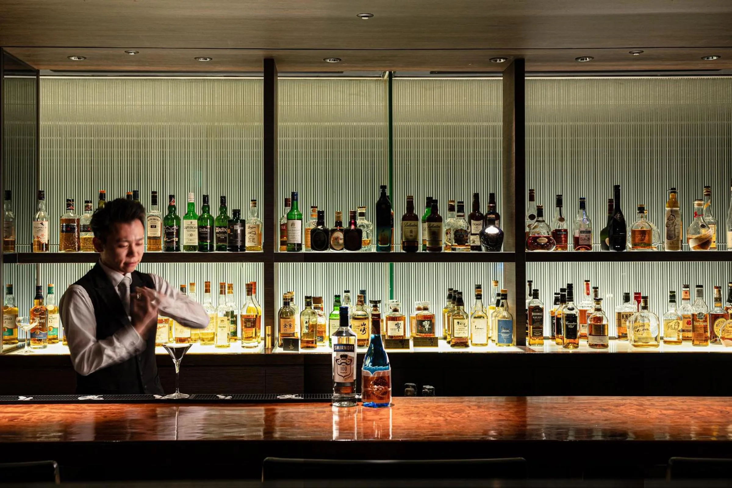 Lounge or bar in ANA Crowne Plaza Fukuoka by IHG