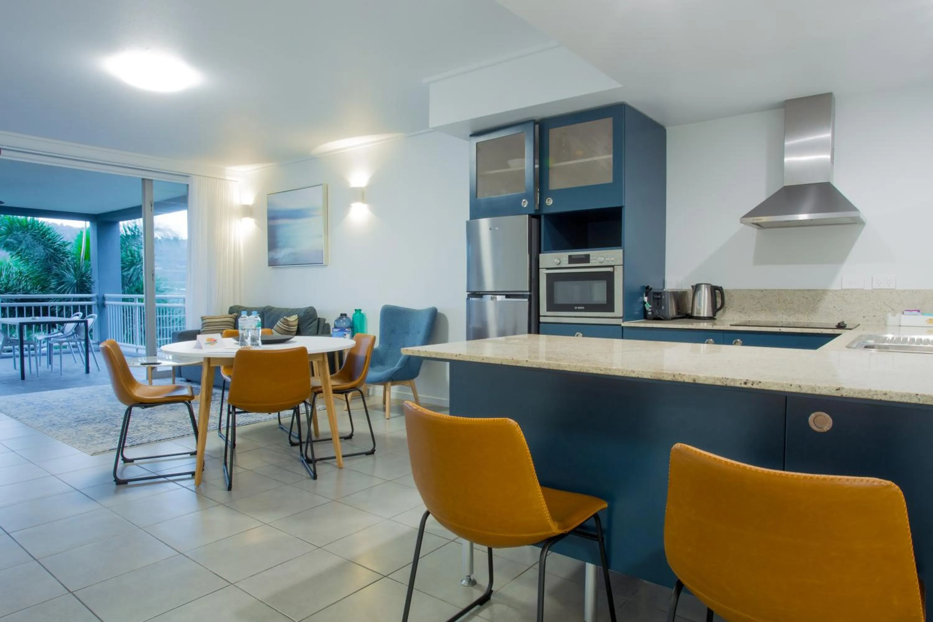 Kitchen or kitchenette in Club Wyndham Airlie Beach
