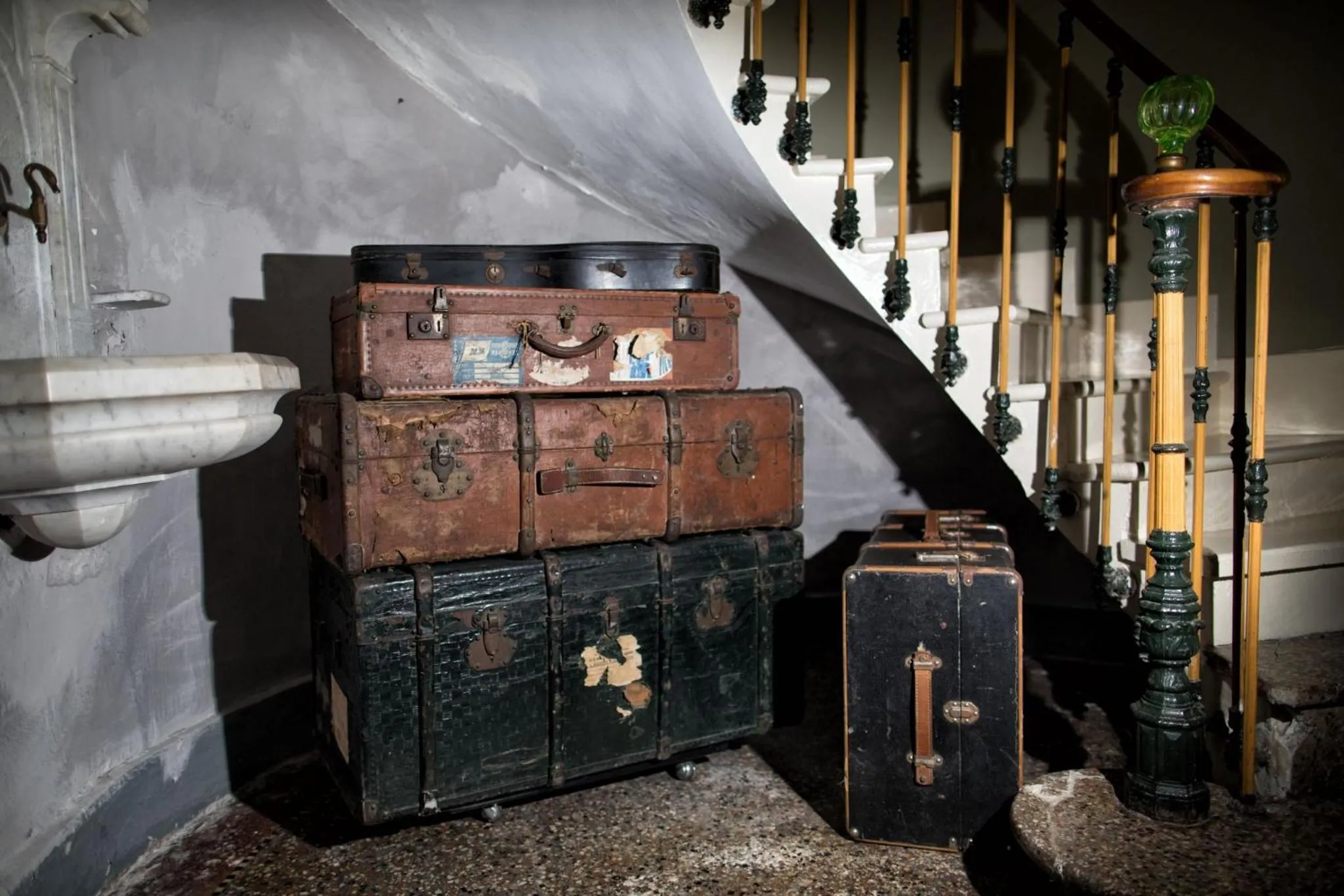 Property building in O'palmier Caché