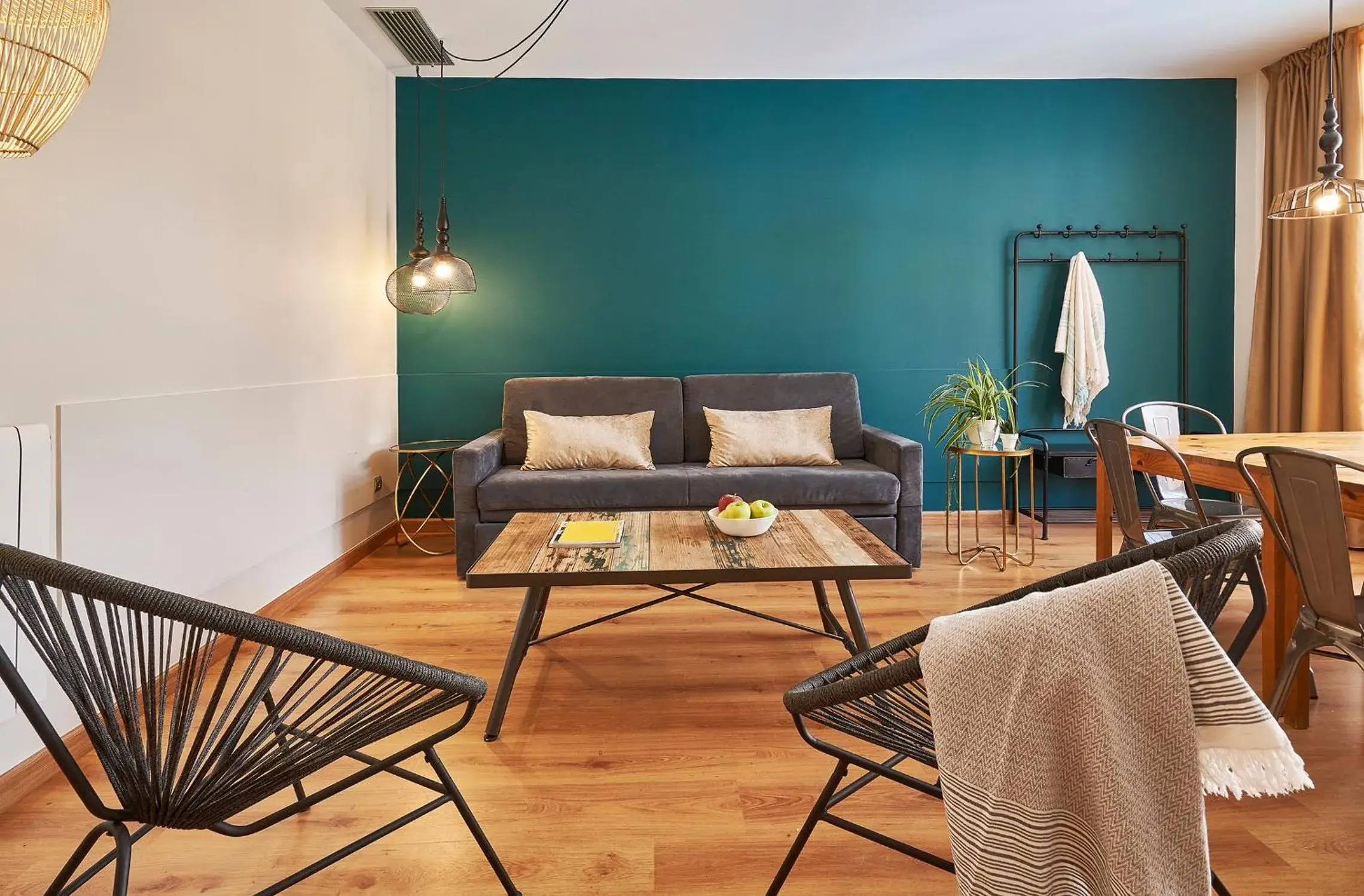 Living room in Barcelona Sants Station Apartments Living room in Barcelona Sants Station Apartments