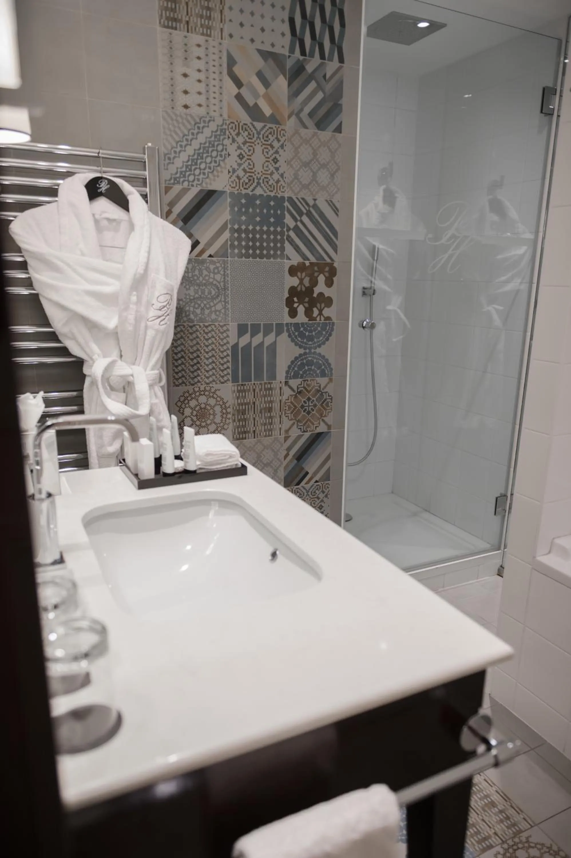 Bathroom in Park Hotel Grenoble - MGallery Collection